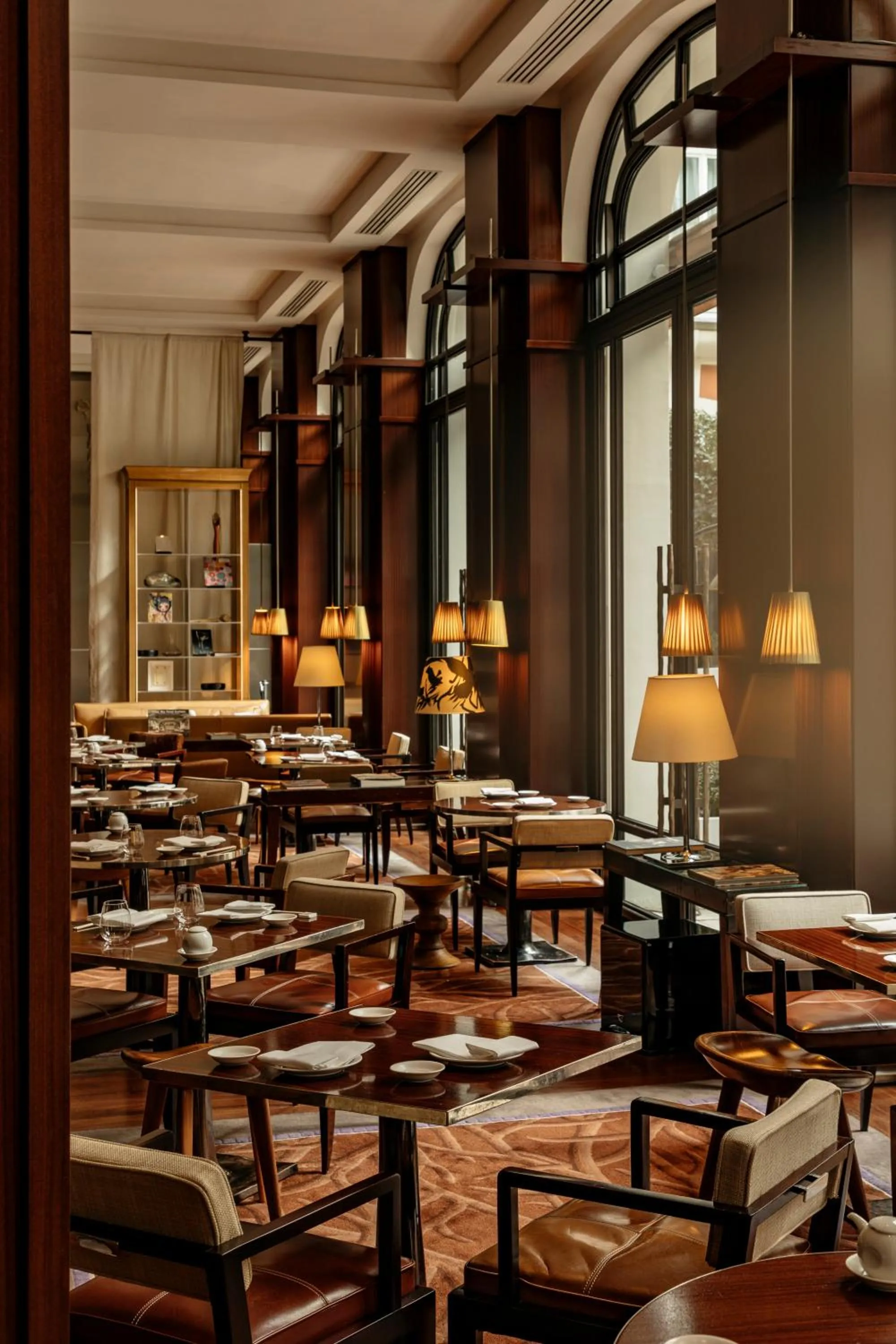 Restaurant/places to eat in Hôtel Le Royal Monceau Raffles Paris