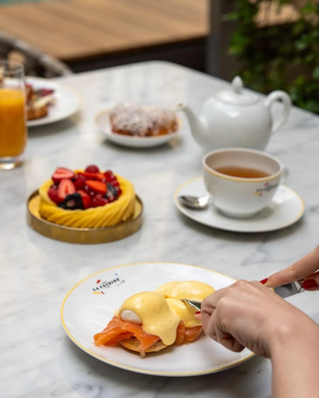 Breakfast in Hôtel Le Royal Monceau Raffles Paris