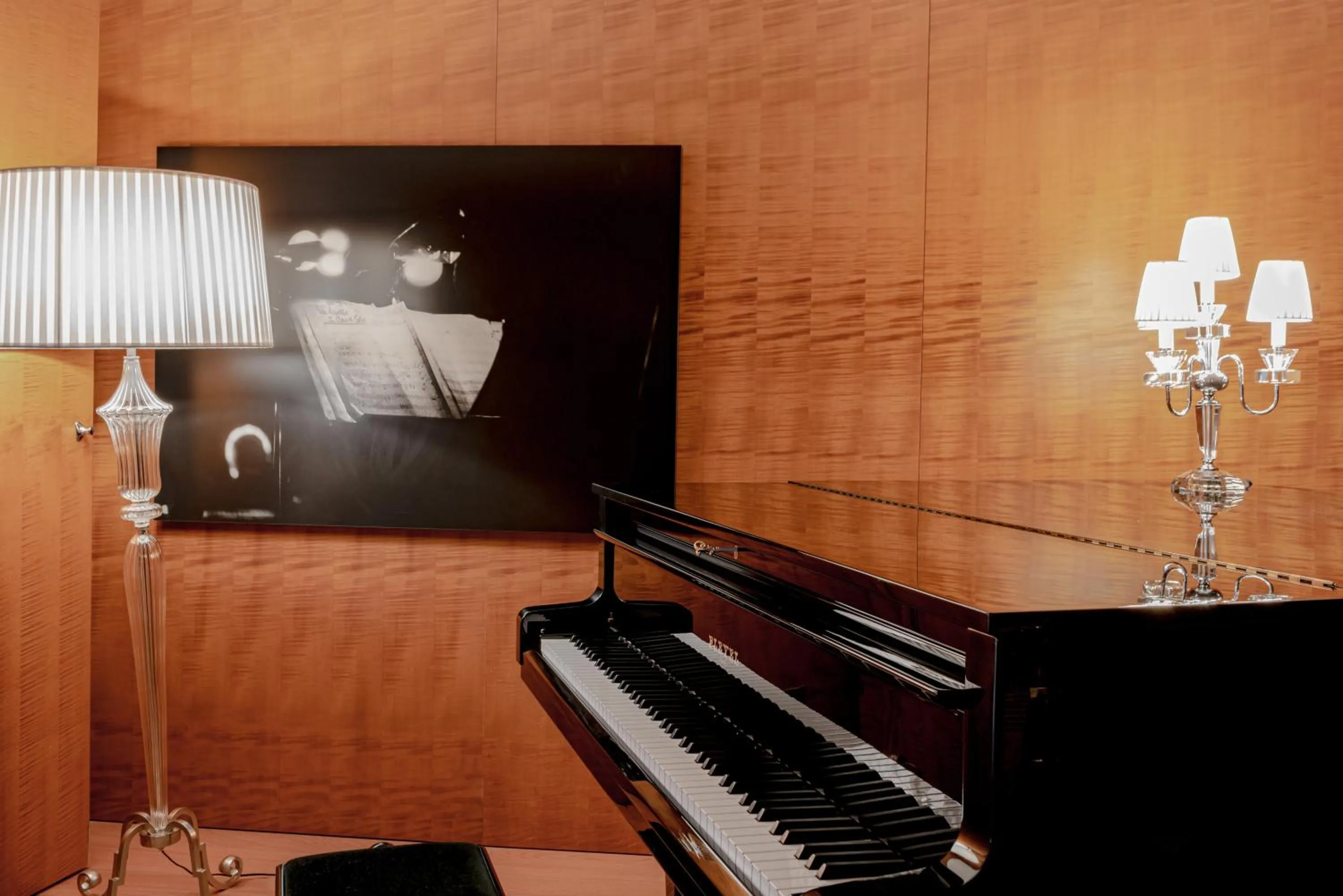 Living room in Hôtel Le Royal Monceau Raffles Paris