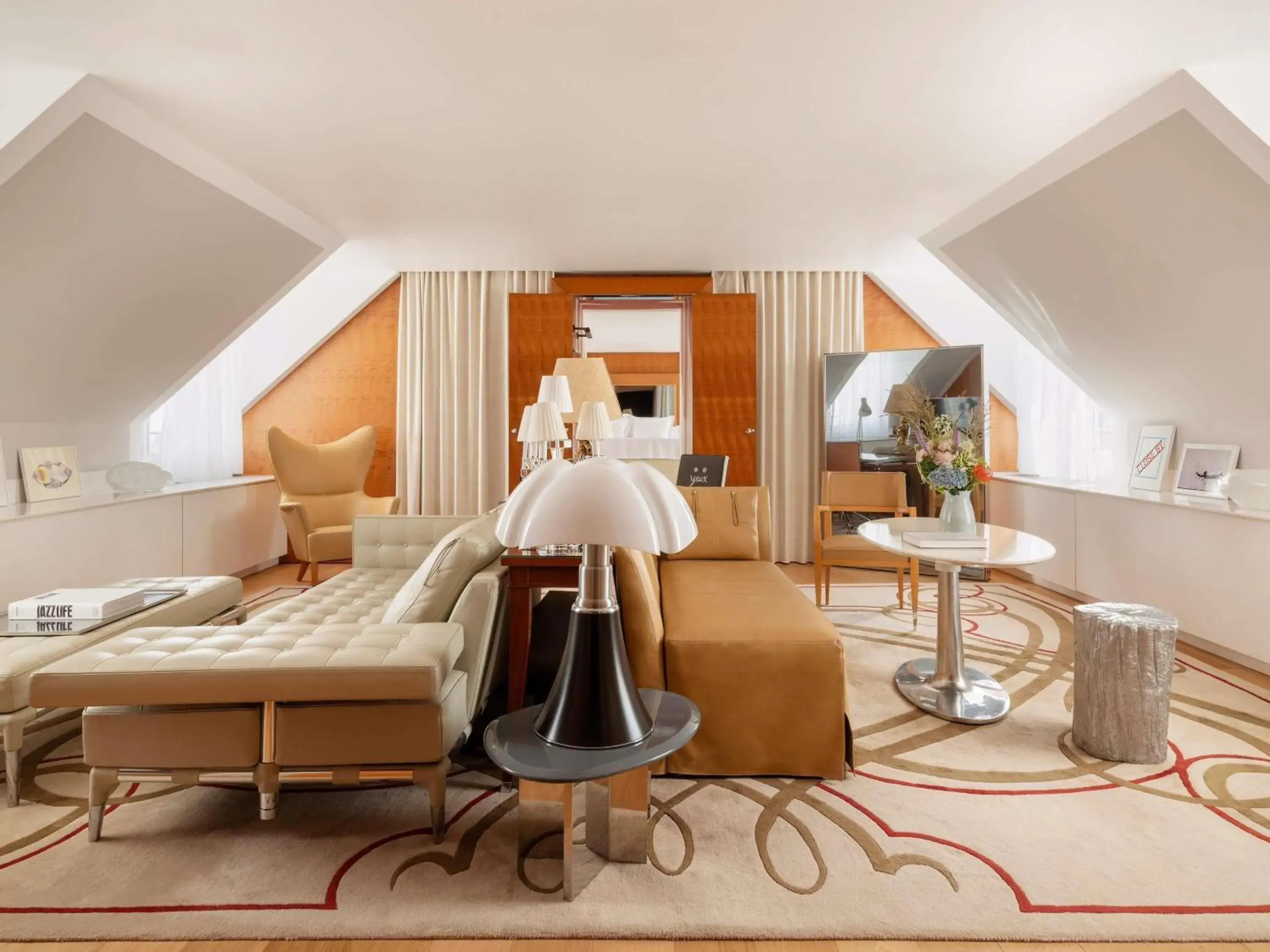 Ray Charles Suite in Hôtel Le Royal Monceau Raffles Paris Ray Charles Suite in Hôtel Le Royal Monceau Raffles Paris