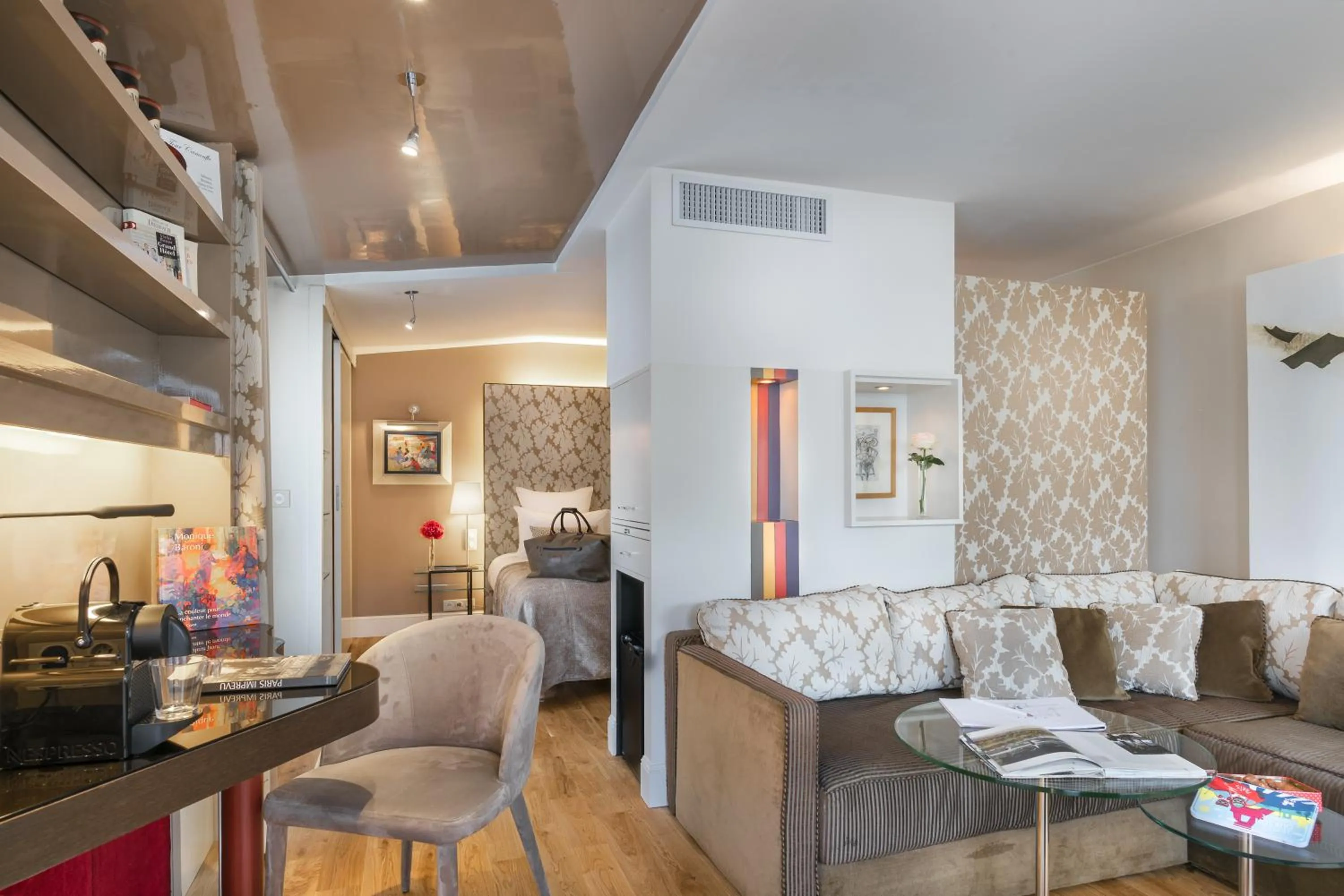 Living room in Hotel Cambon