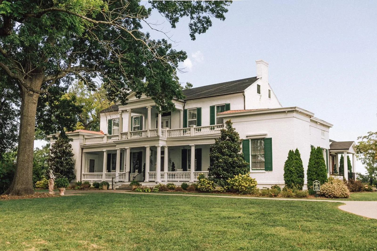 Belle Air Mansion and Inn