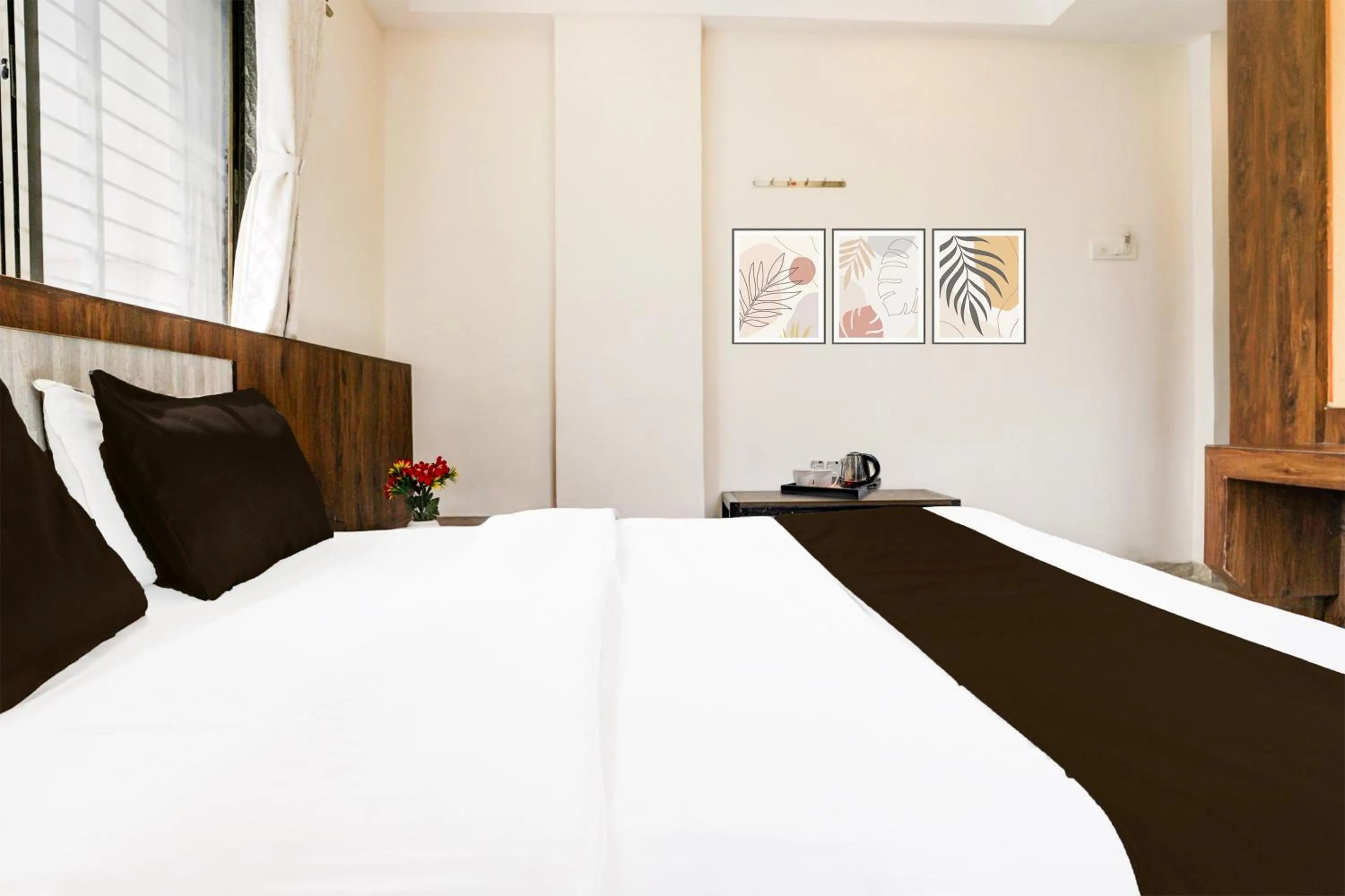 Bedroom, Bed in Super Collection O Shirdi