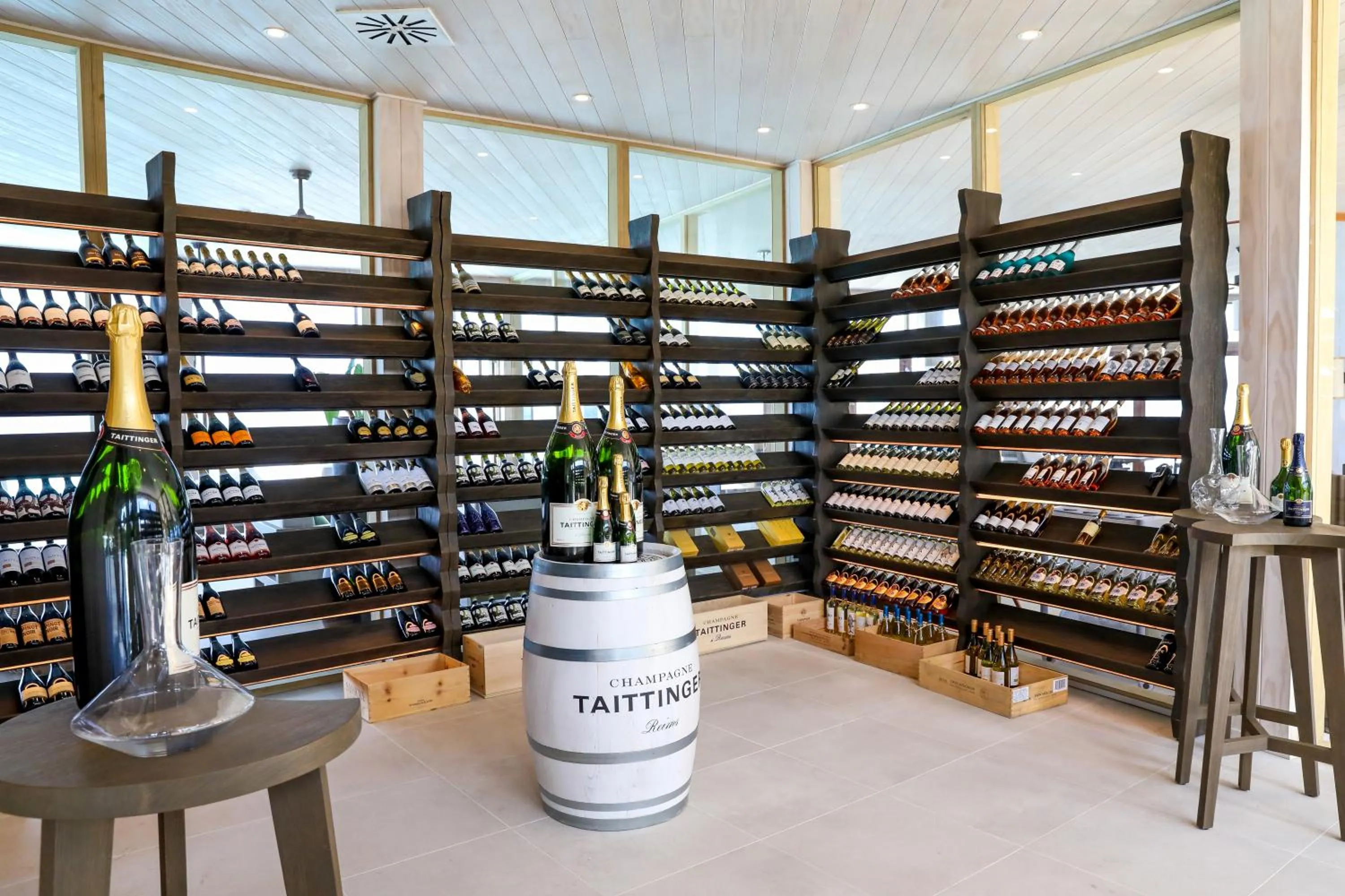 Alcoholic drinks in Kagi Maldives Resort & Spa