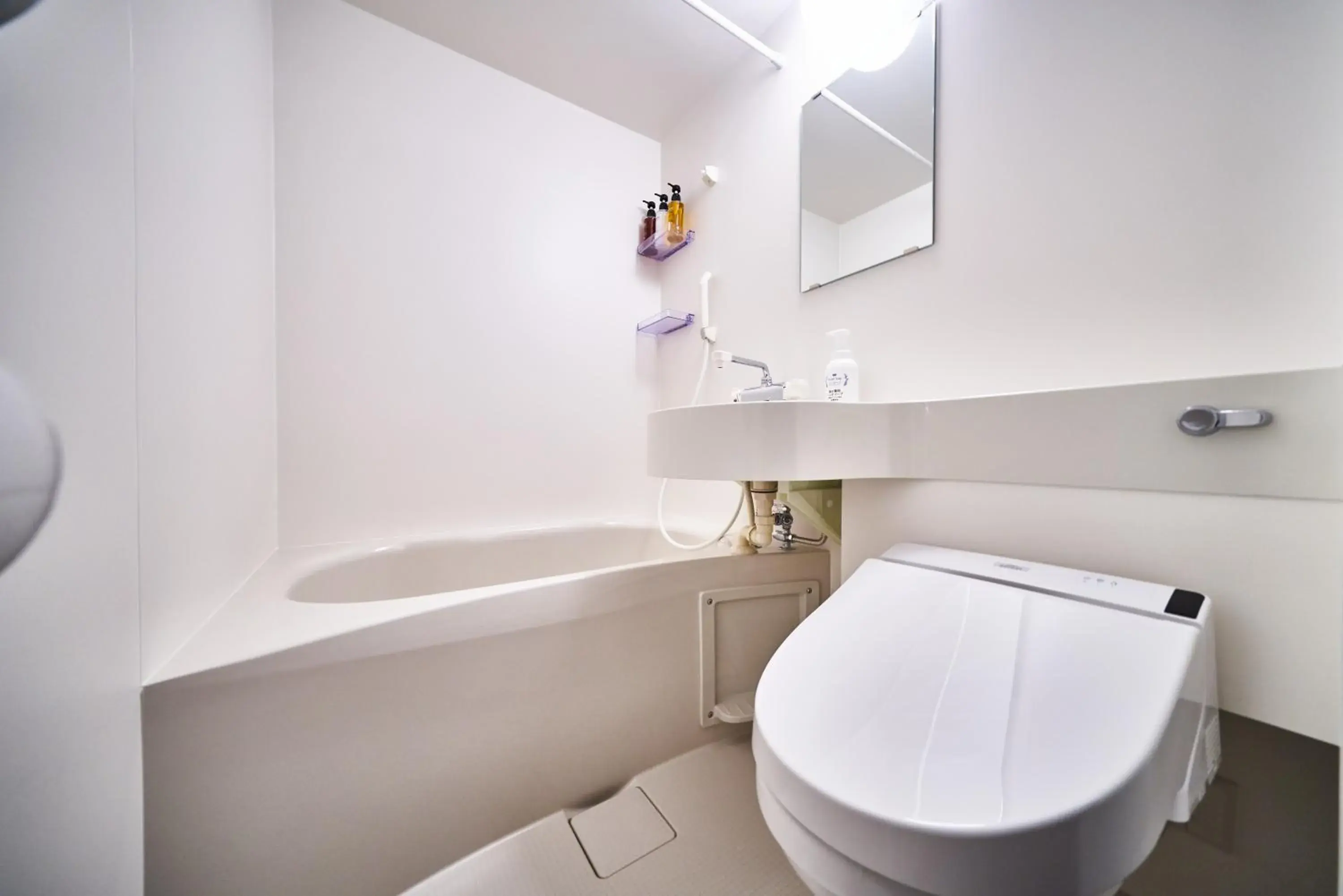 Economy Twin Room in &AND HOSTEL SHINSAIBASHI EAST Economy Twin Room in &AND HOSTEL SHINSAIBASHI EAST