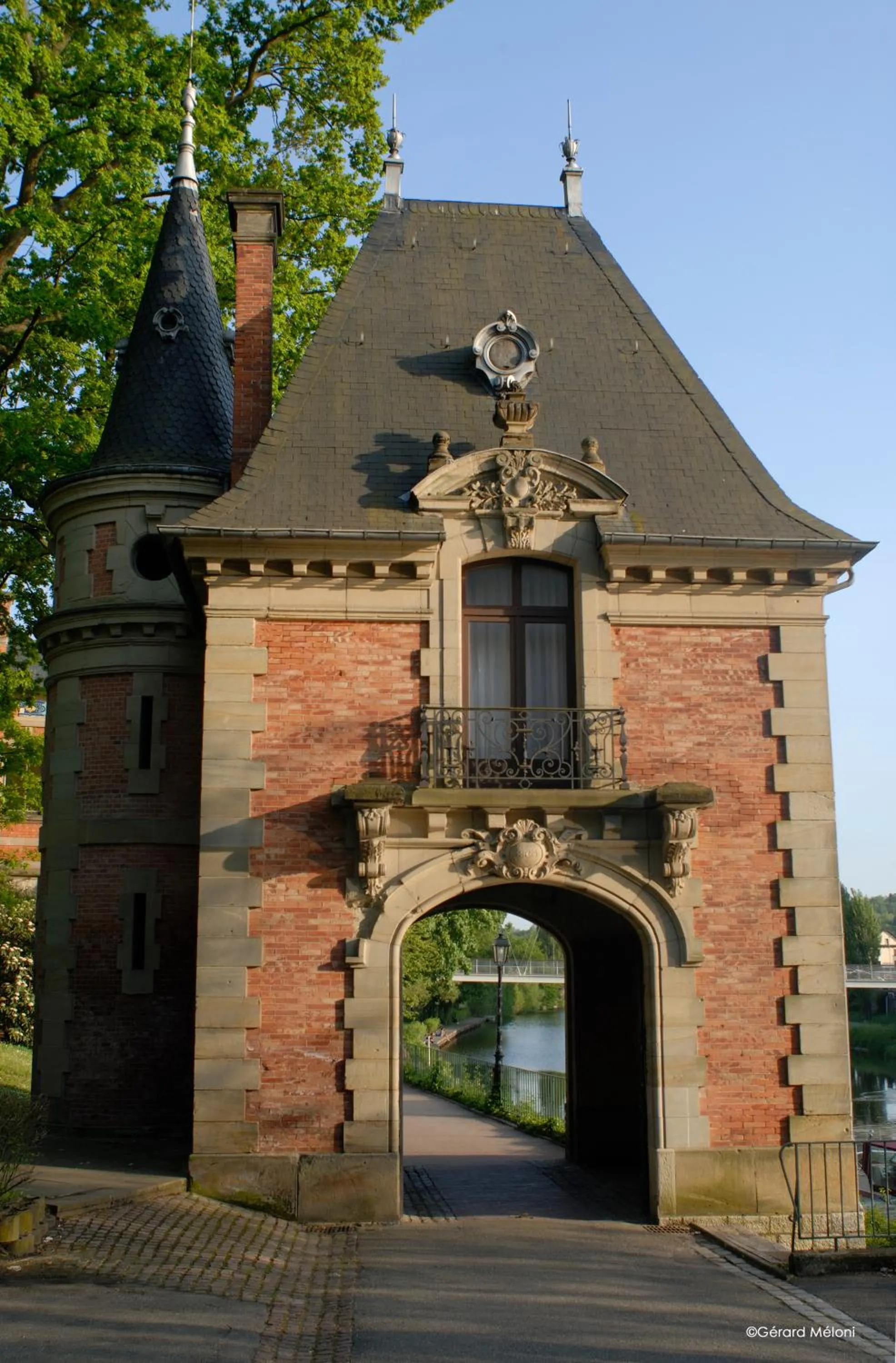 Nearby landmark in Auberge Saint Walfrid Hôtel Restaurant & Spa