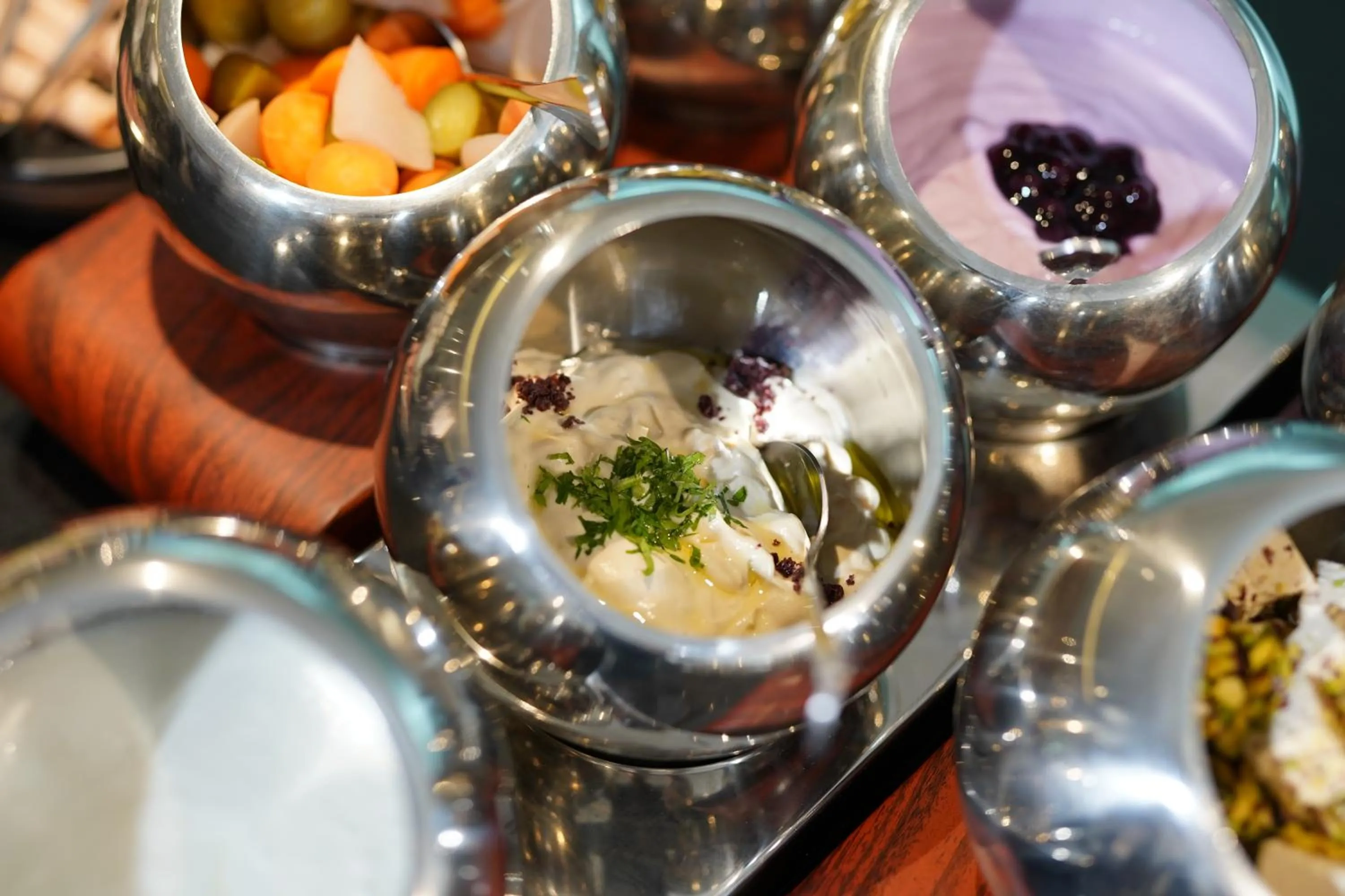 Restaurant/places to eat, Food in Artal Hotel