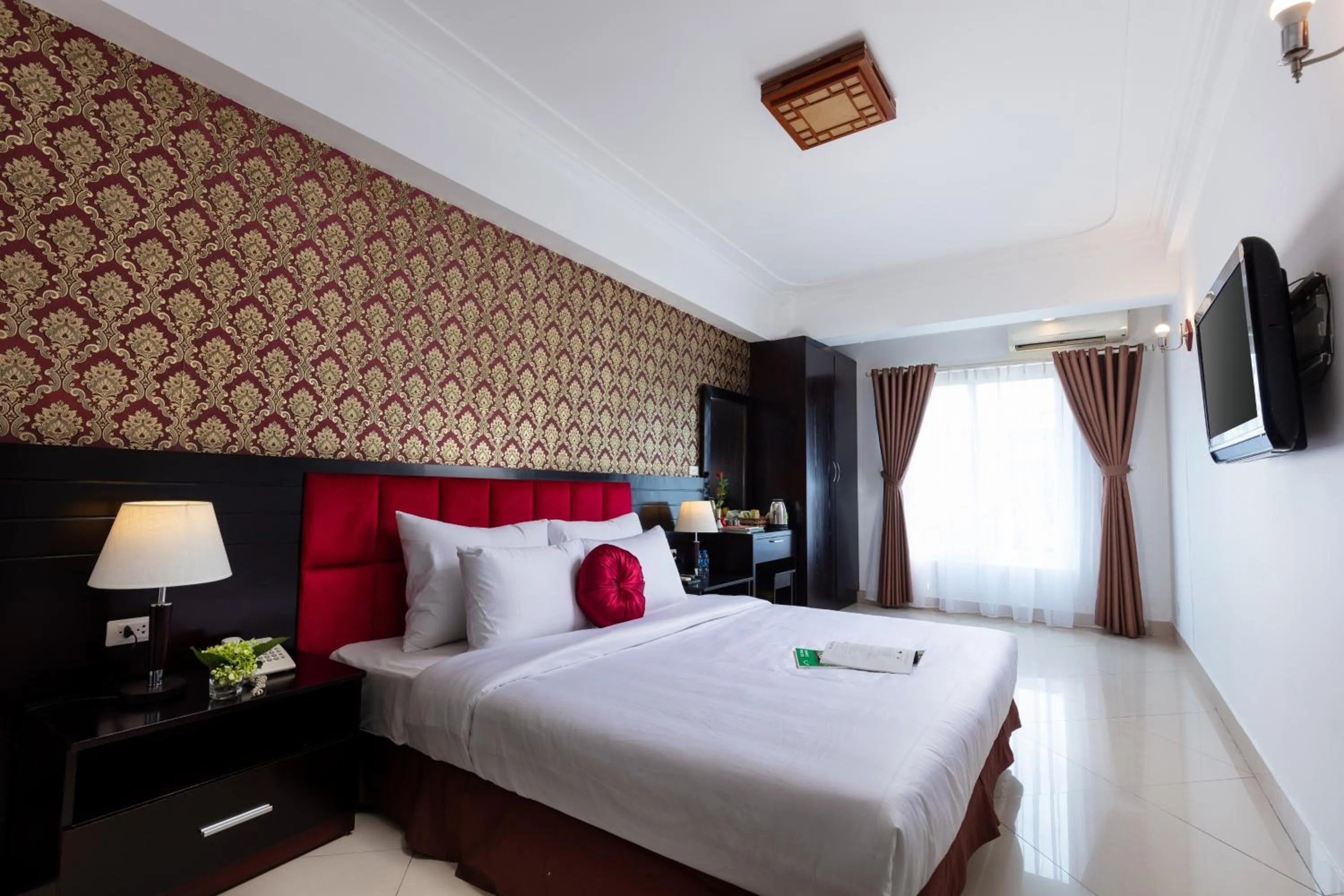 Bed in Hanoi Amore Hotel & Travel