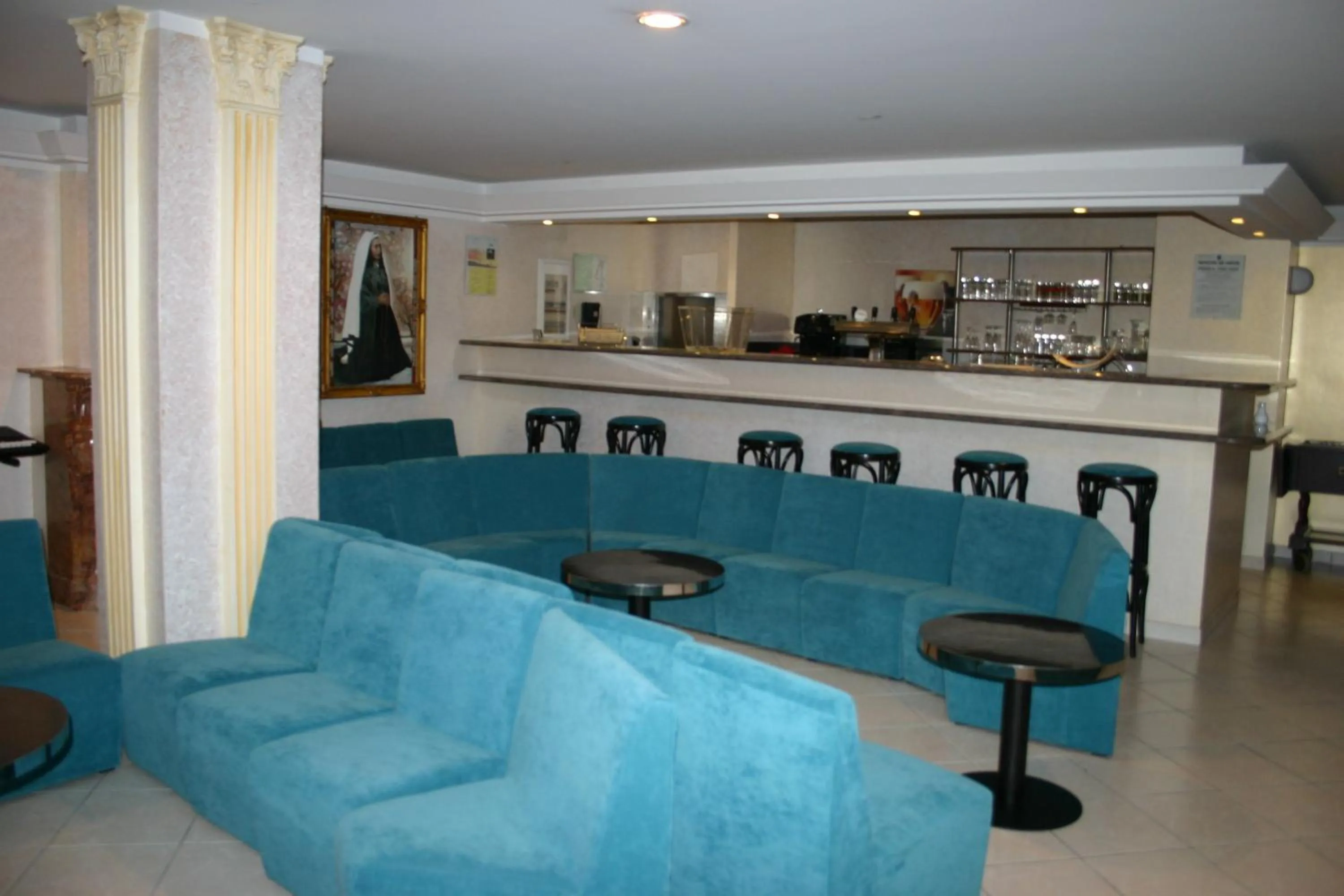 Lounge or bar in Hôtel Vesuvio