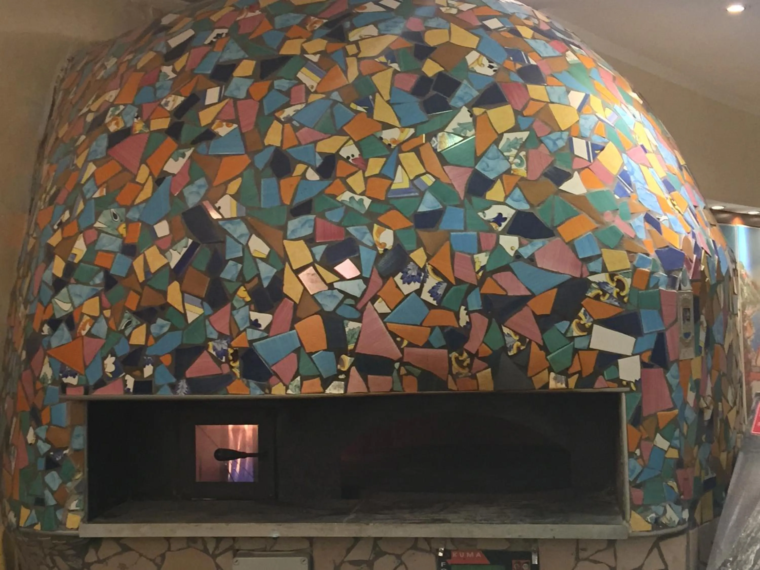 Restaurant/places to eat in Hôtel Vesuvio