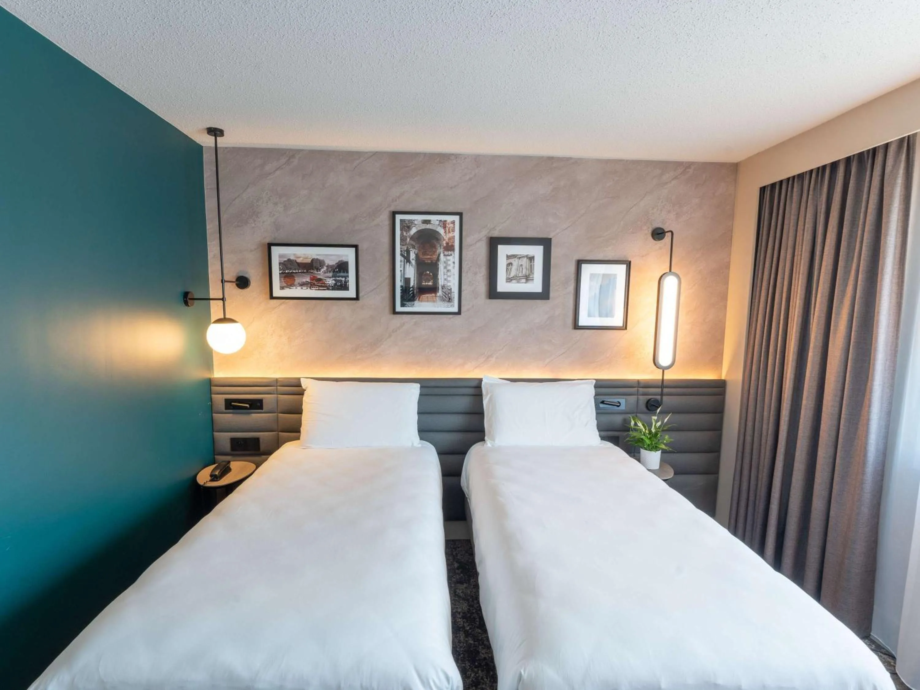 Other, Bed in Hotel Mercure Angers Lac De Maine