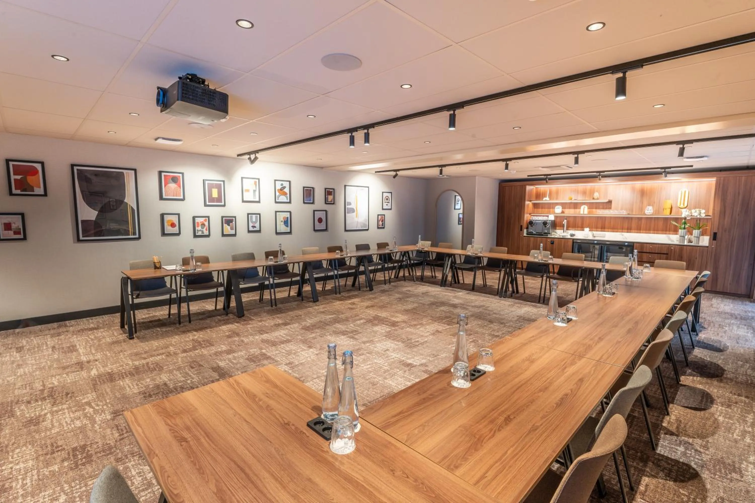 Meeting/conference room in Novotel Angers Lac de Maine