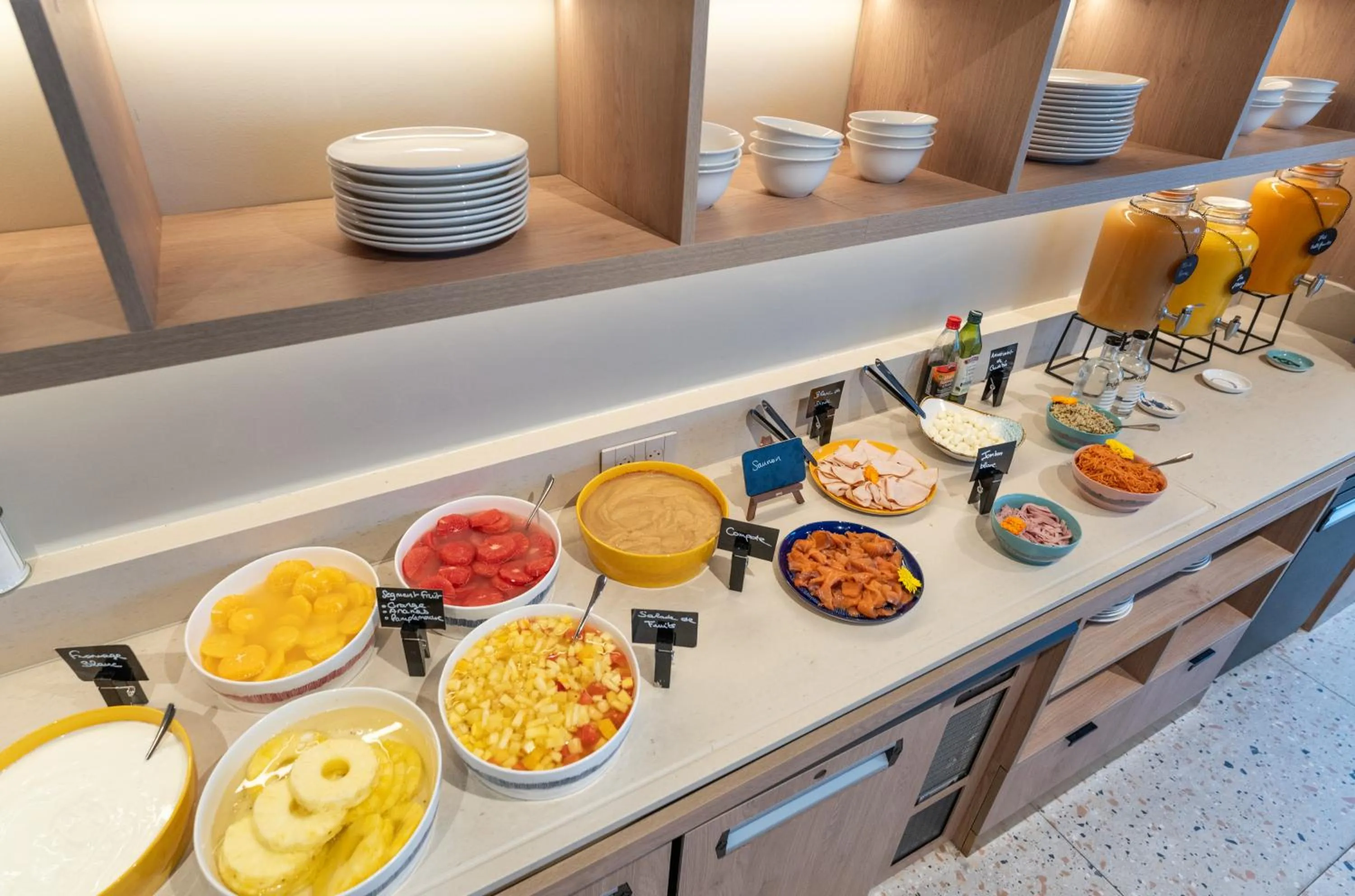 Food and drinks in Novotel Angers Lac de Maine