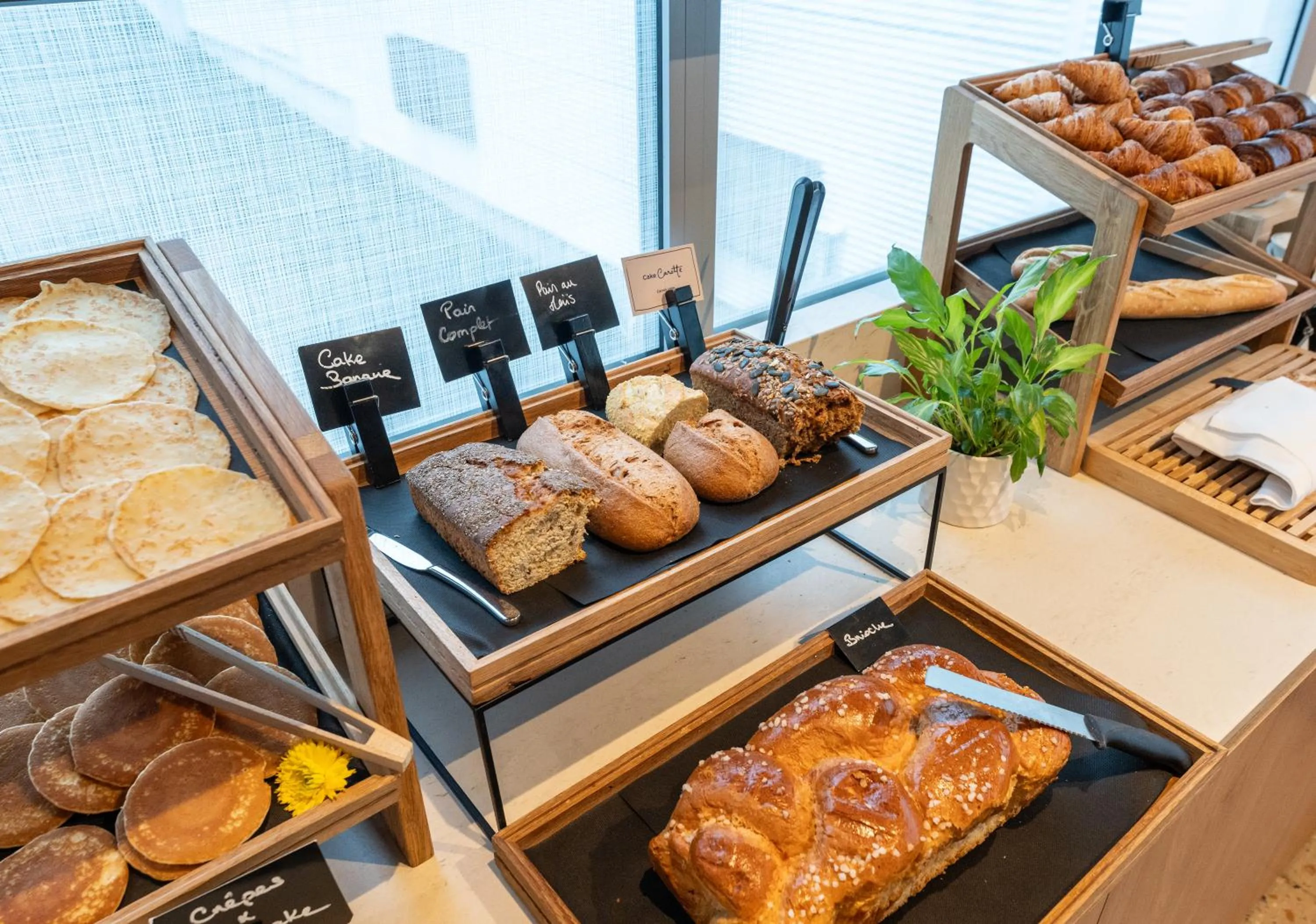 Breakfast in Novotel Angers Lac de Maine