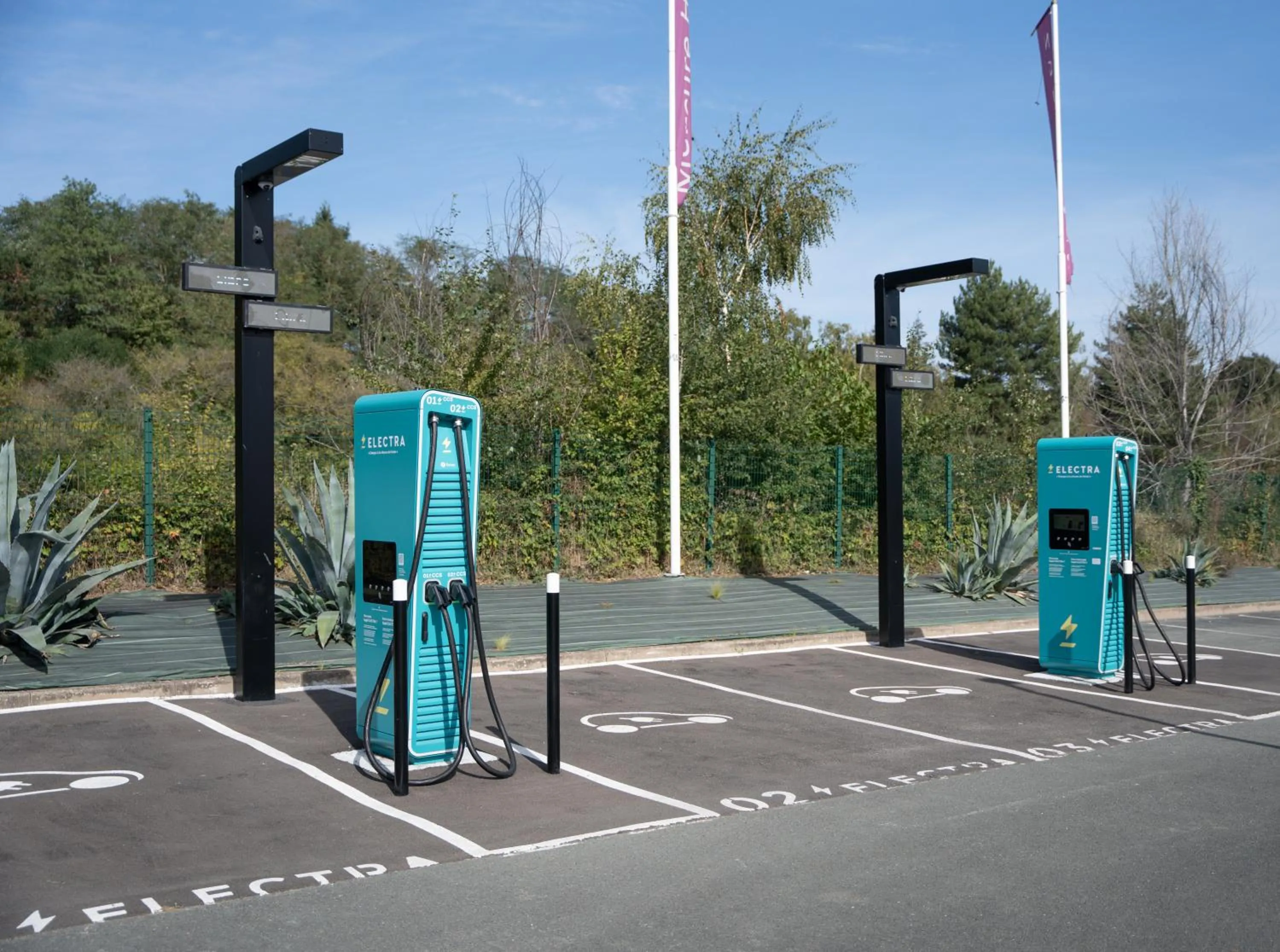 Parking in Novotel Angers Lac de Maine