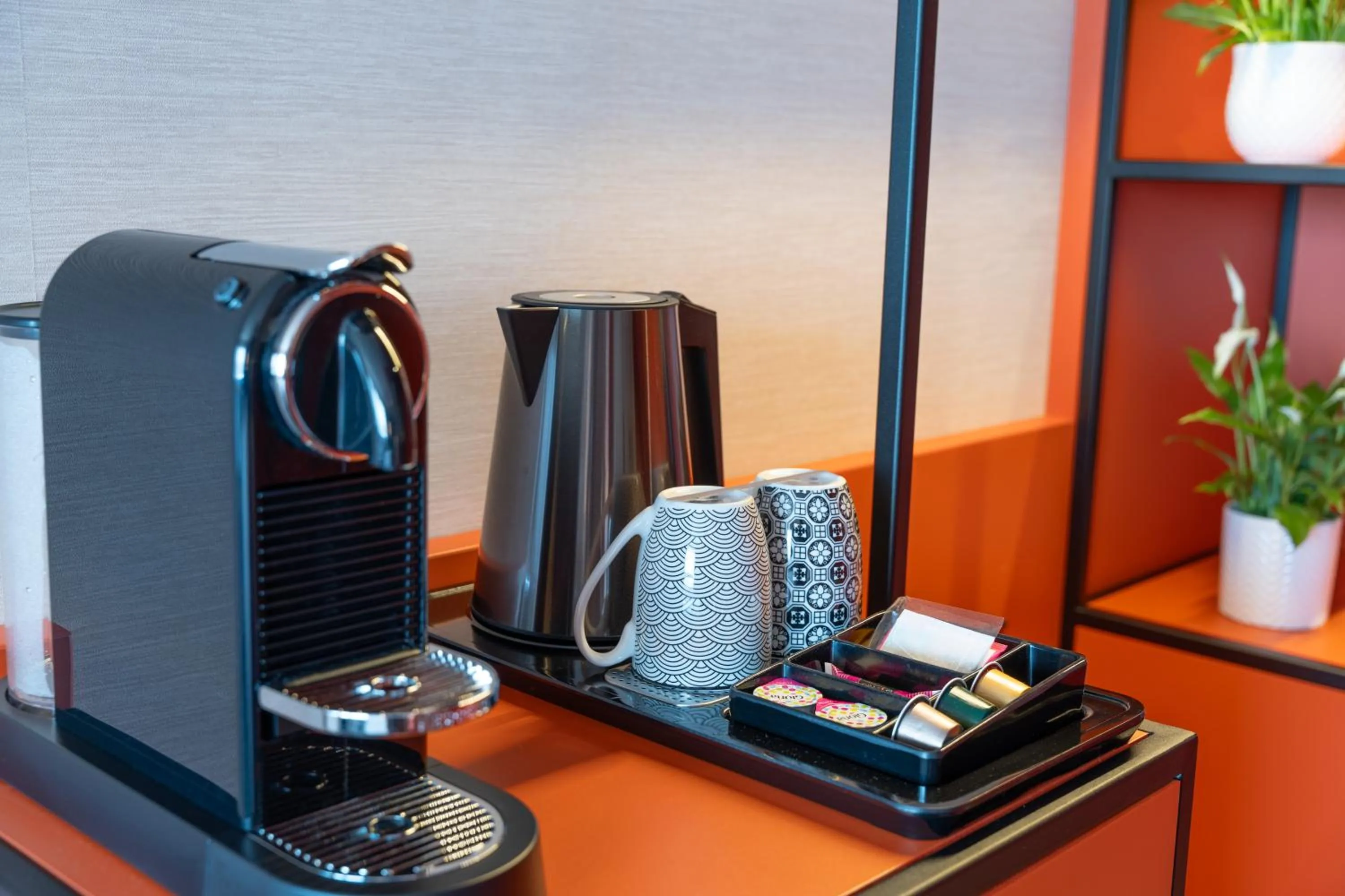 Coffee/tea facilities in Novotel Angers Lac de Maine