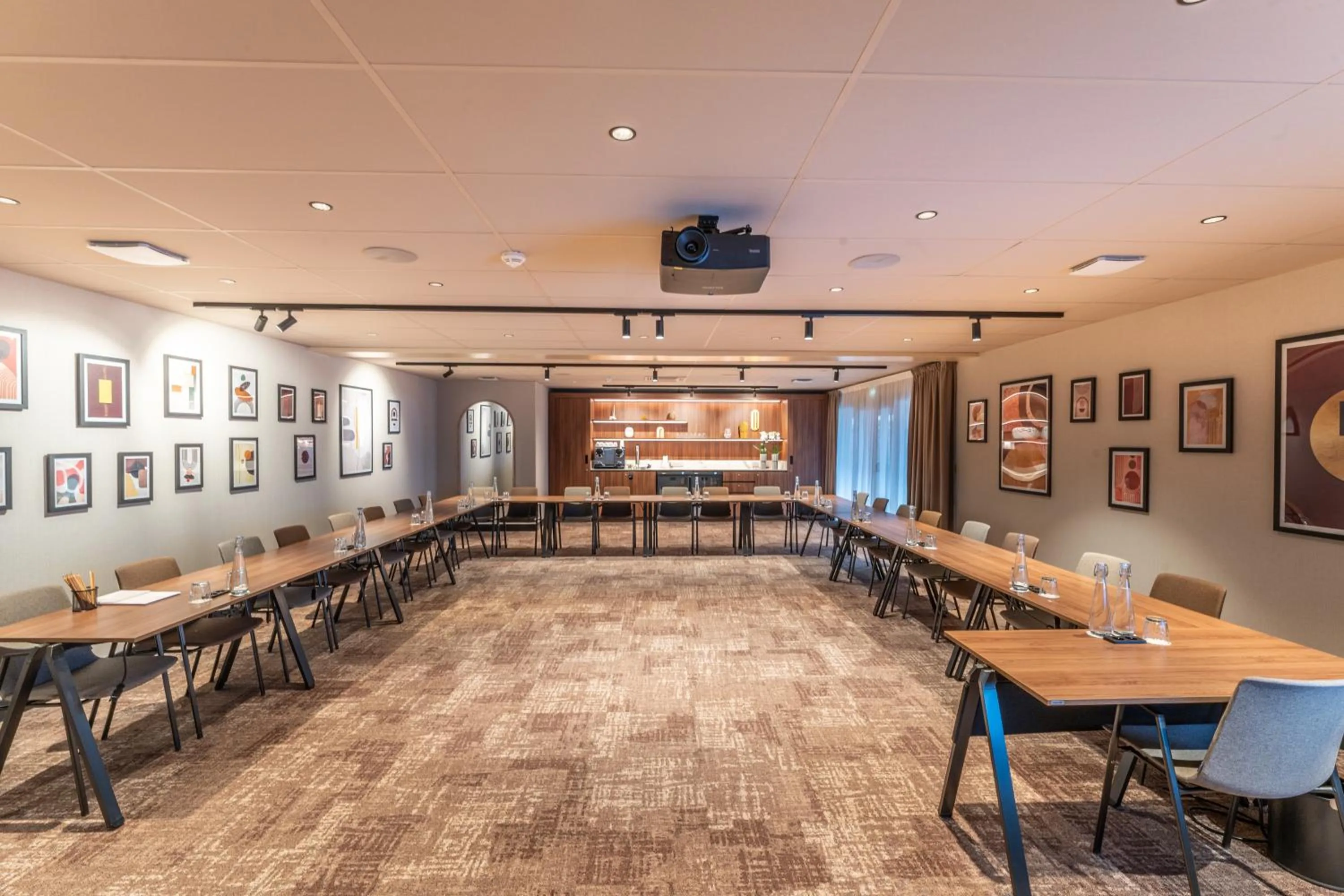 Meeting/conference room in Novotel Angers Lac de Maine