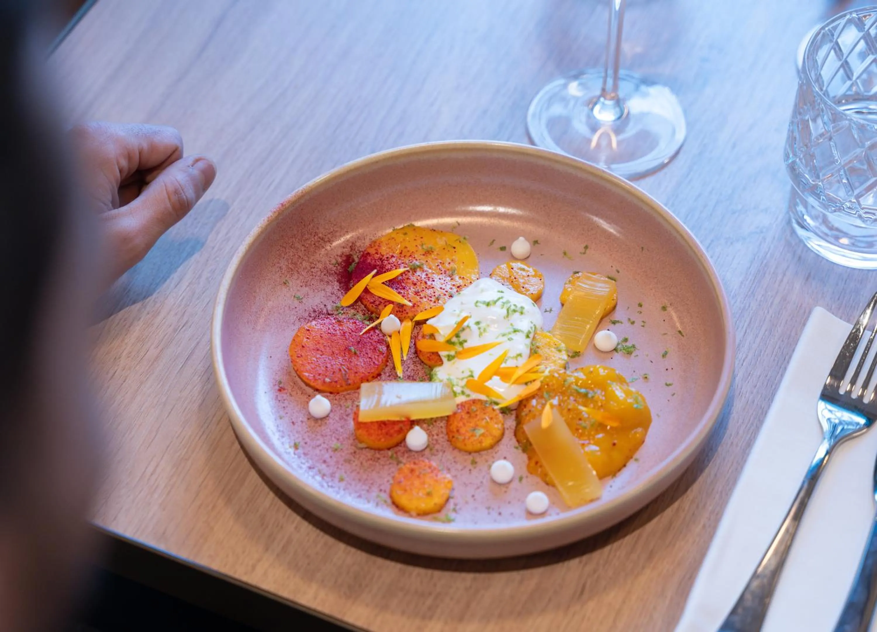 Restaurant/places to eat in Novotel Angers Lac de Maine