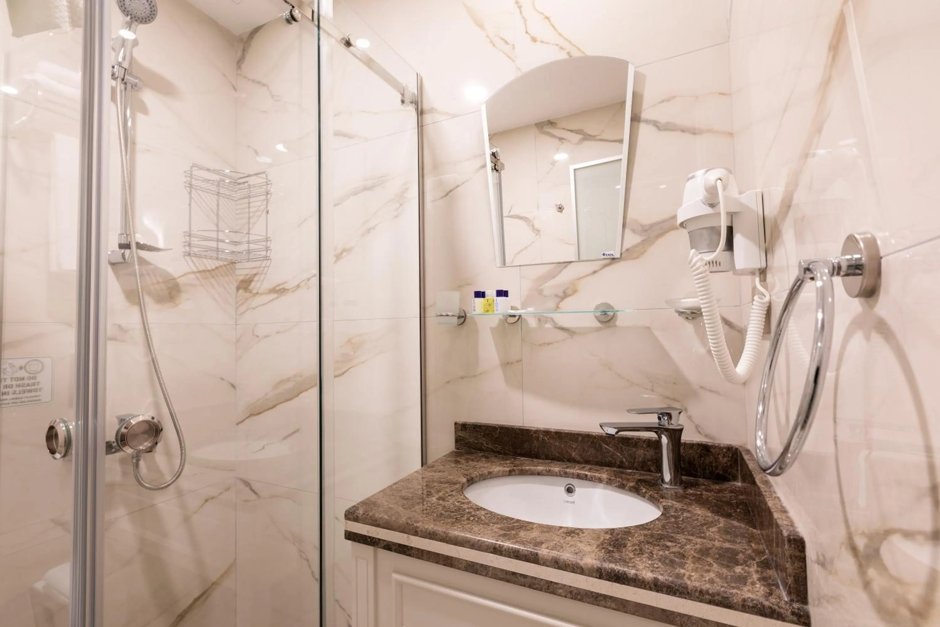 Bathroom in Villa Sweet Hotel