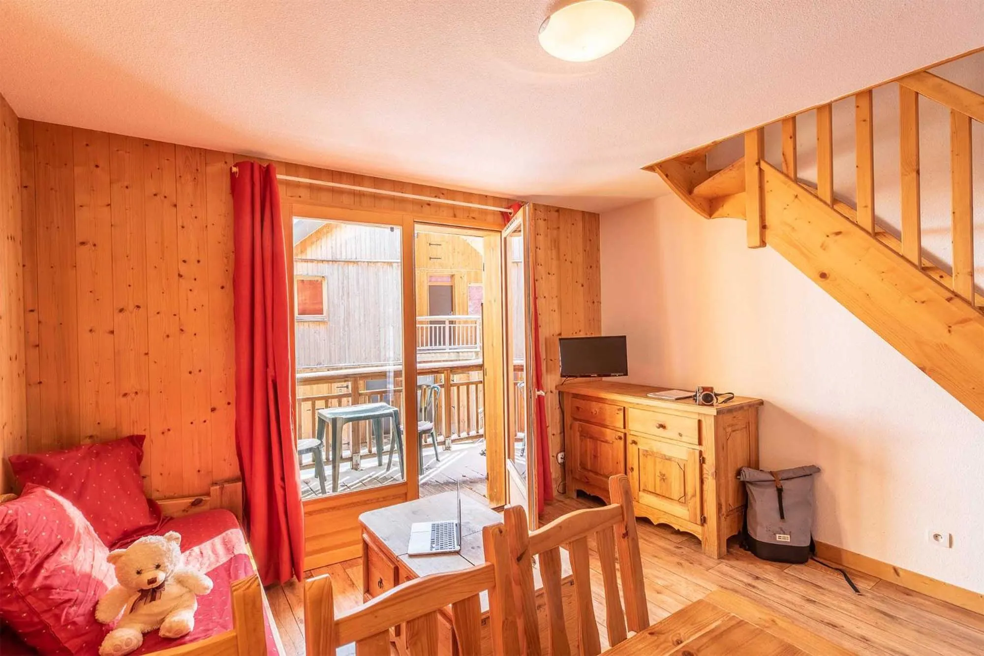 TV and multimedia in Madame Vacances Les Chalets Du Berger