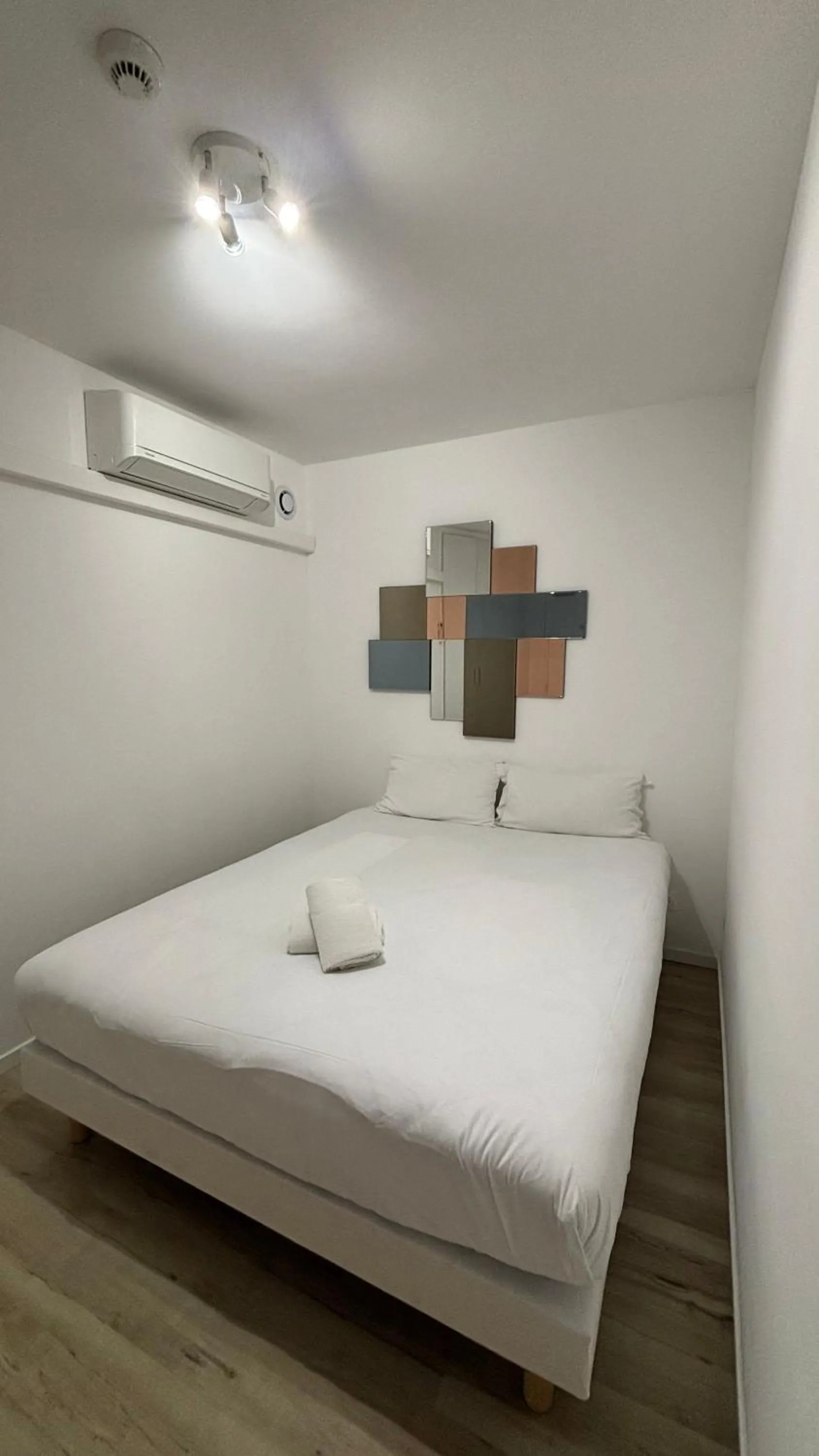 Bed in Hotel Primo Colmar Centre