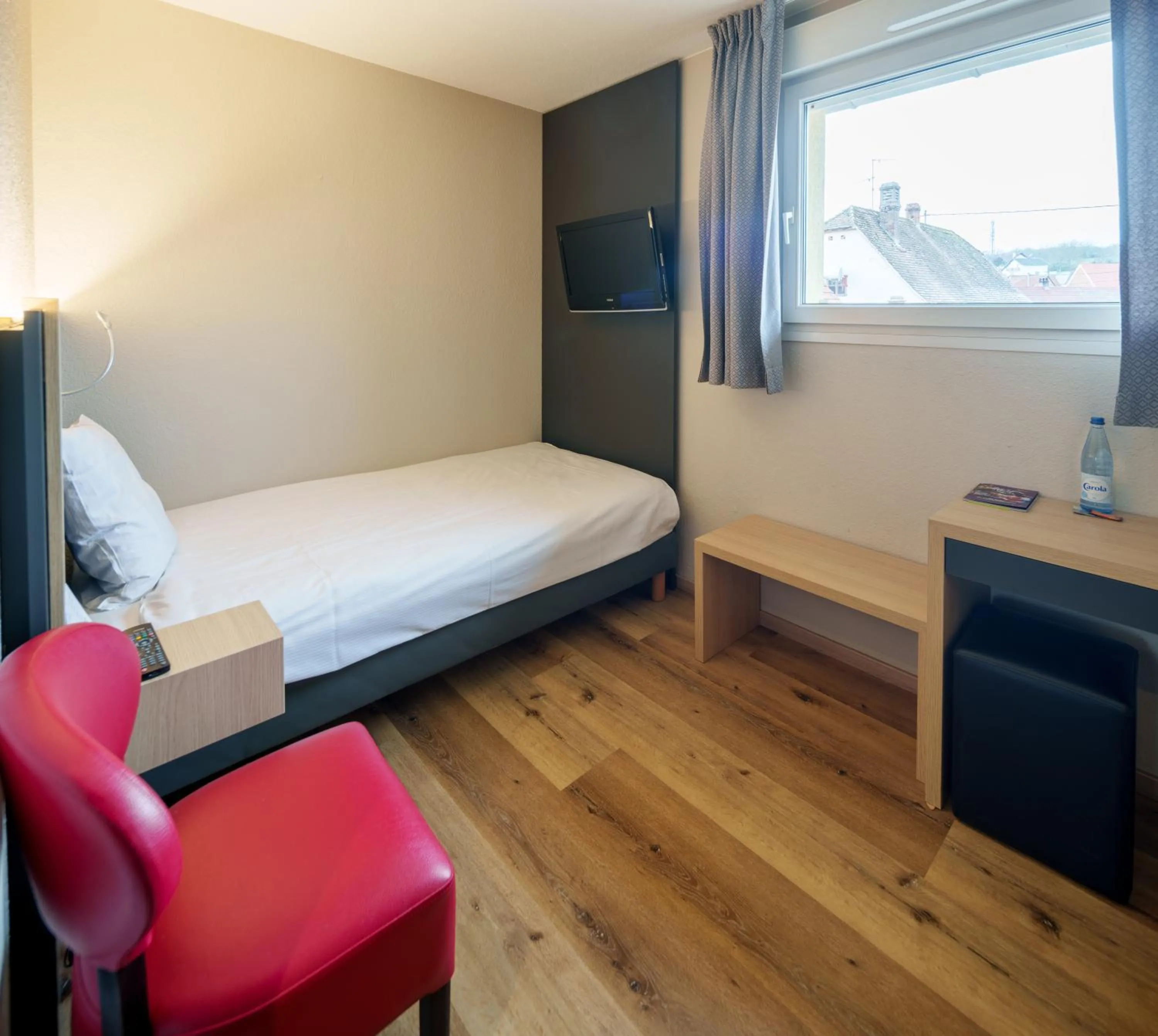 Bed in Logis Hôtel Restaurant Ritter'Hoft