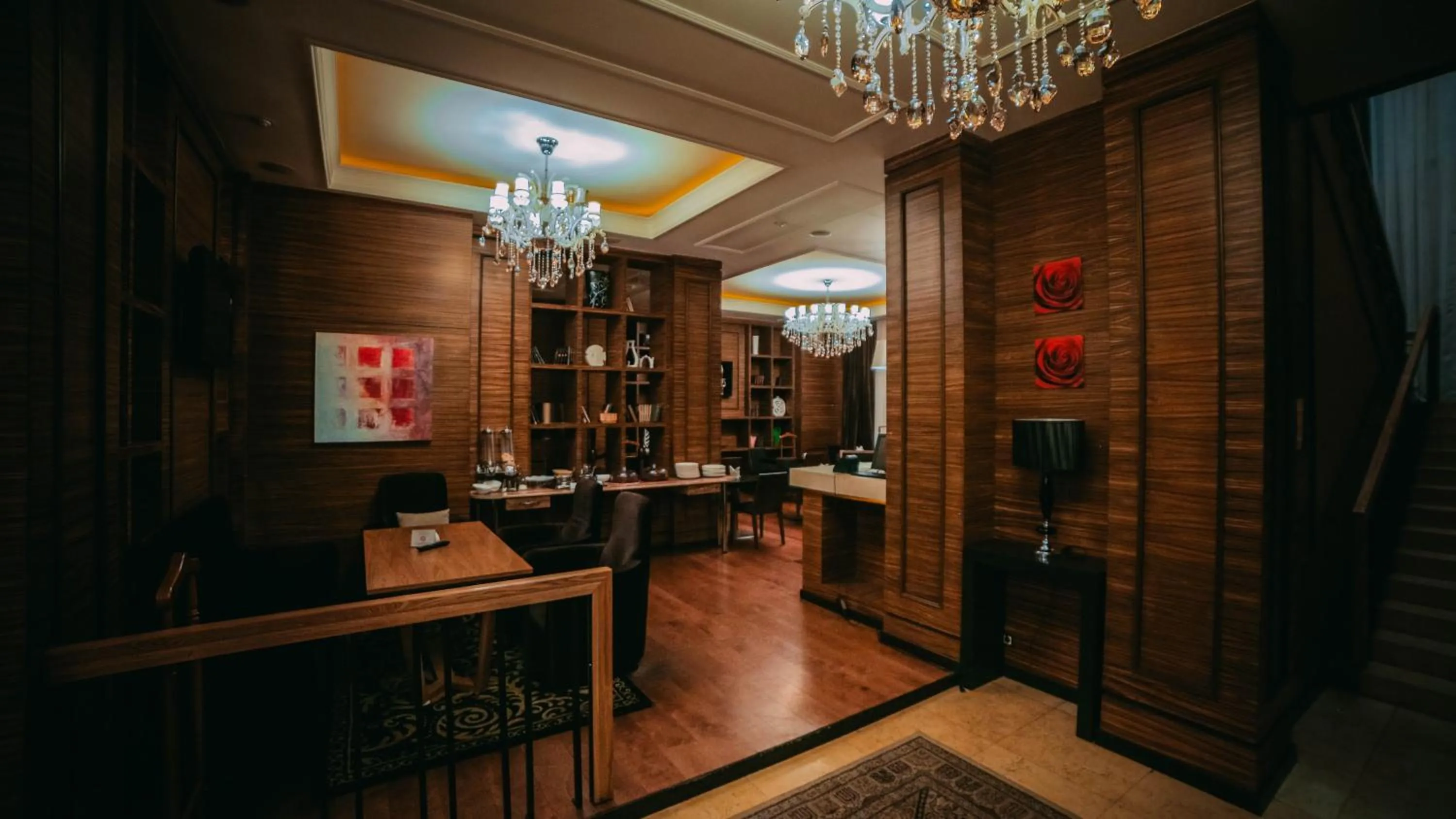 Restaurant/places to eat in JELSOMINOHotel