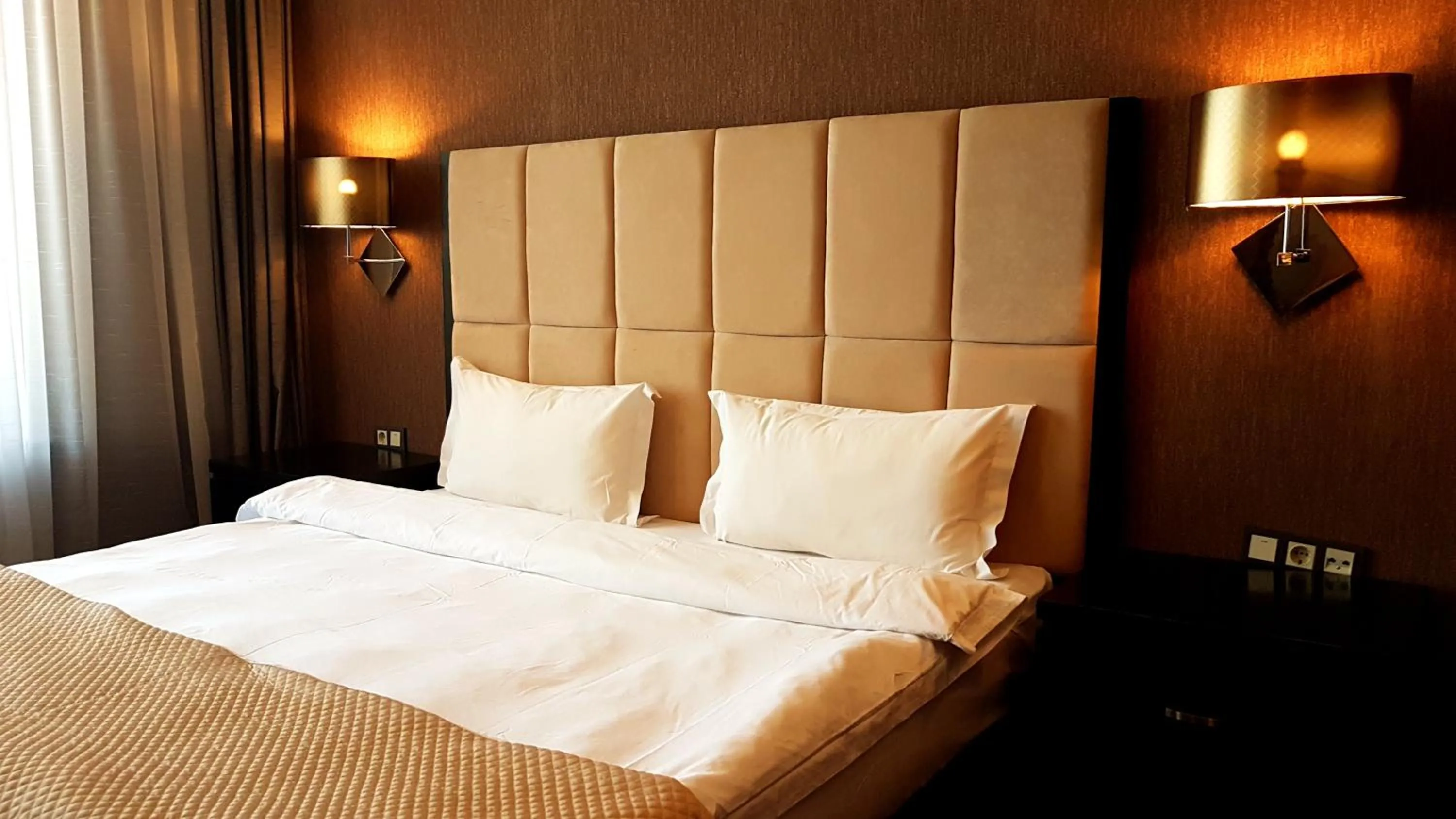 Bed in JELSOMINOHotel