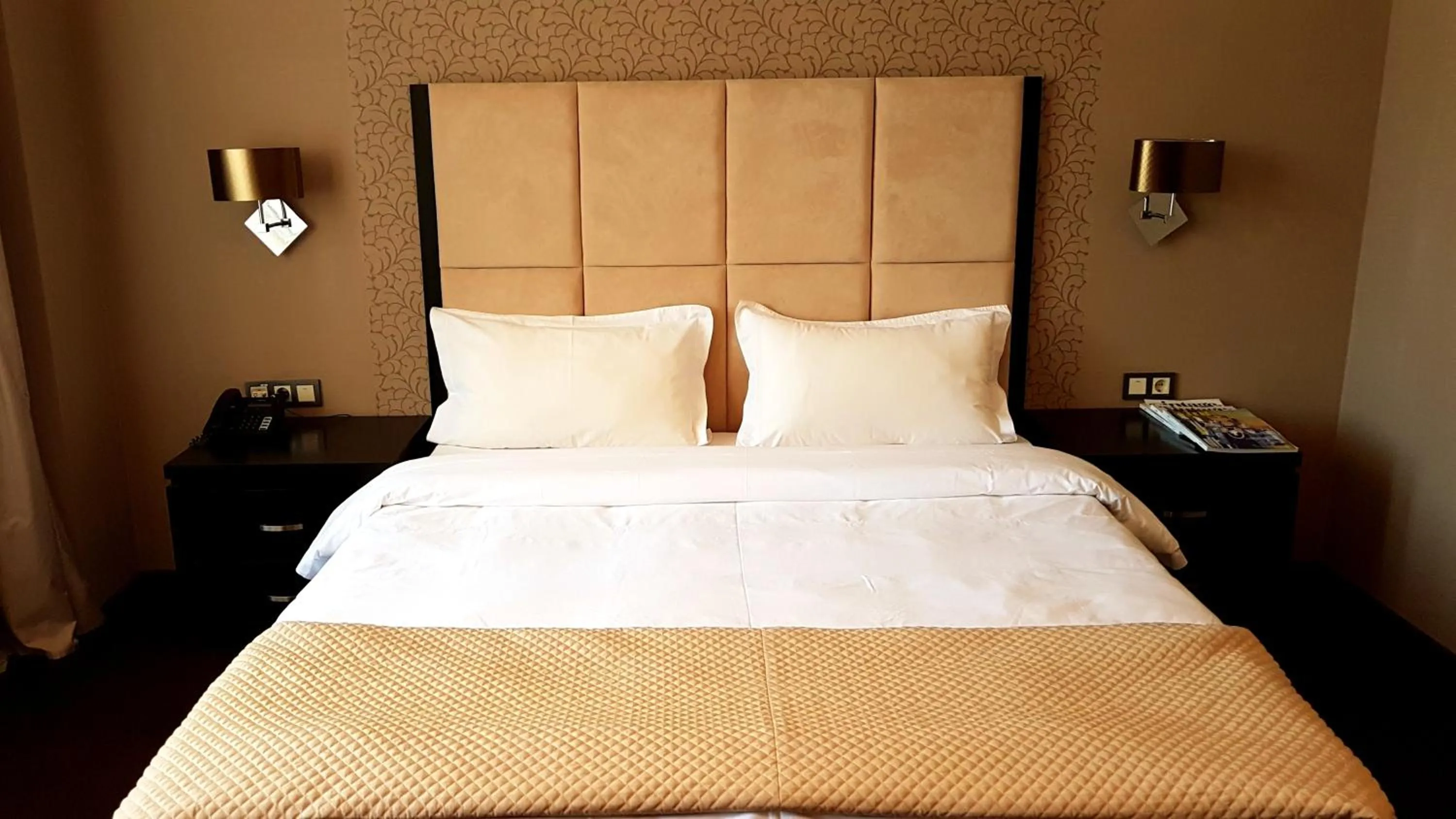 Bed in JELSOMINOHotel