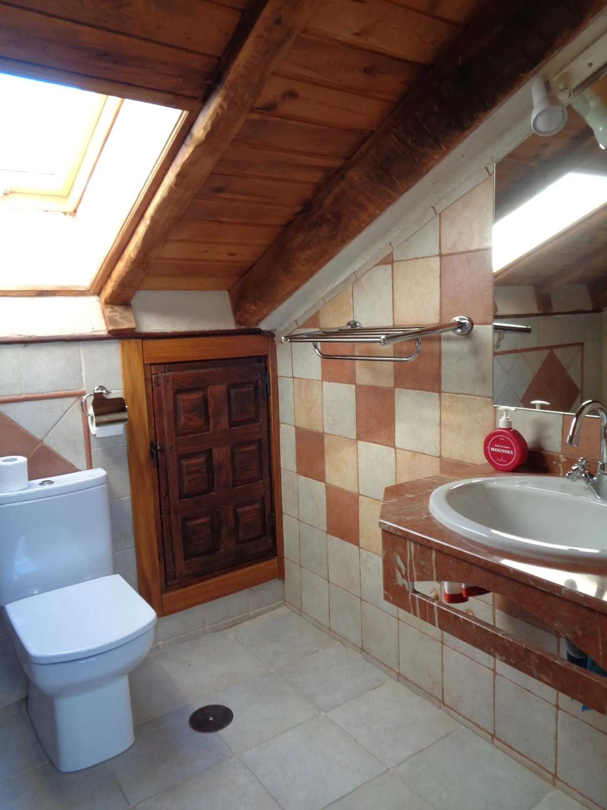 Bathroom in HOTEL RURAL LA ROMEROSA