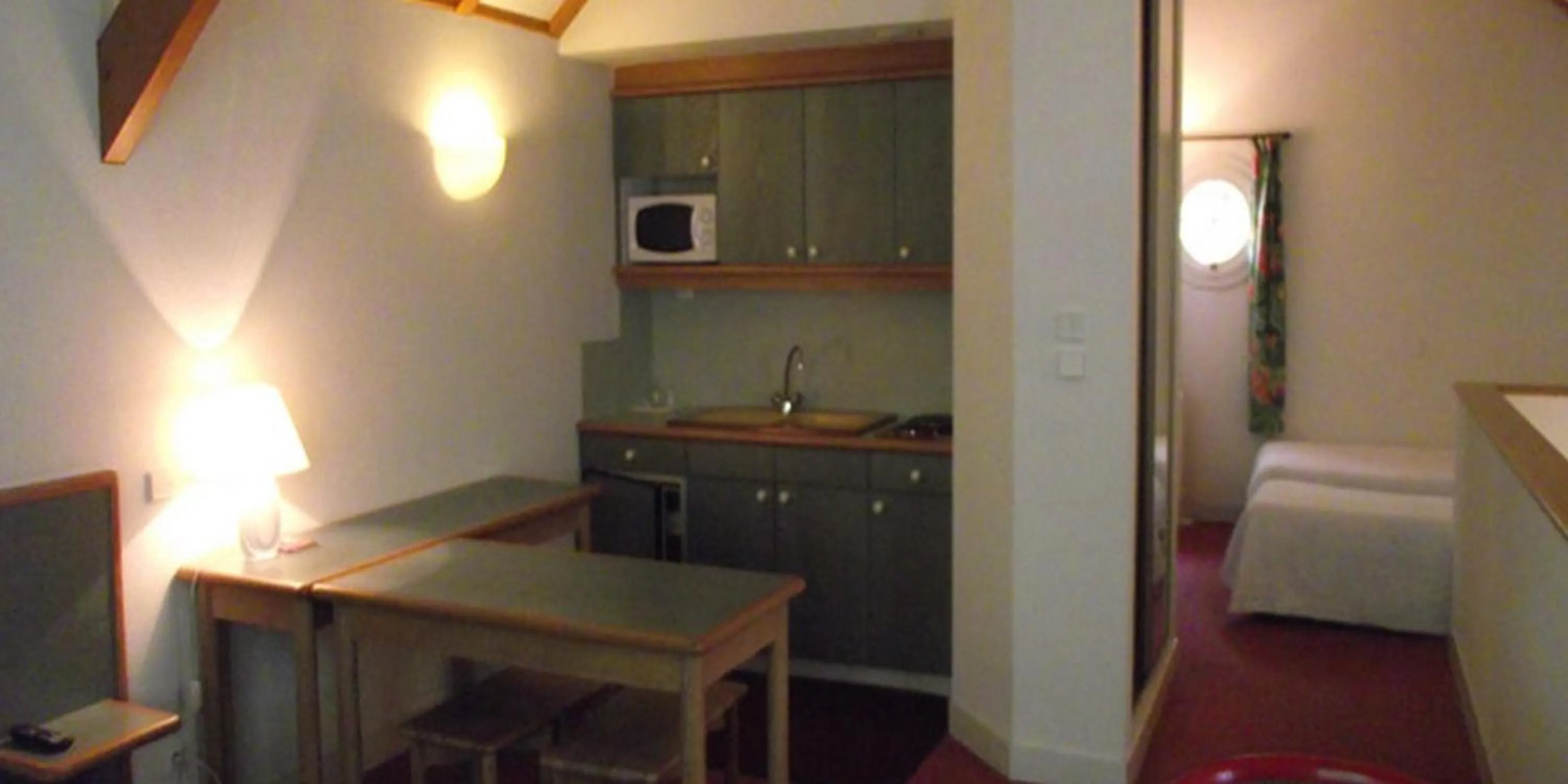 Decorative detail in Cit'Hotel Avallon Vauban