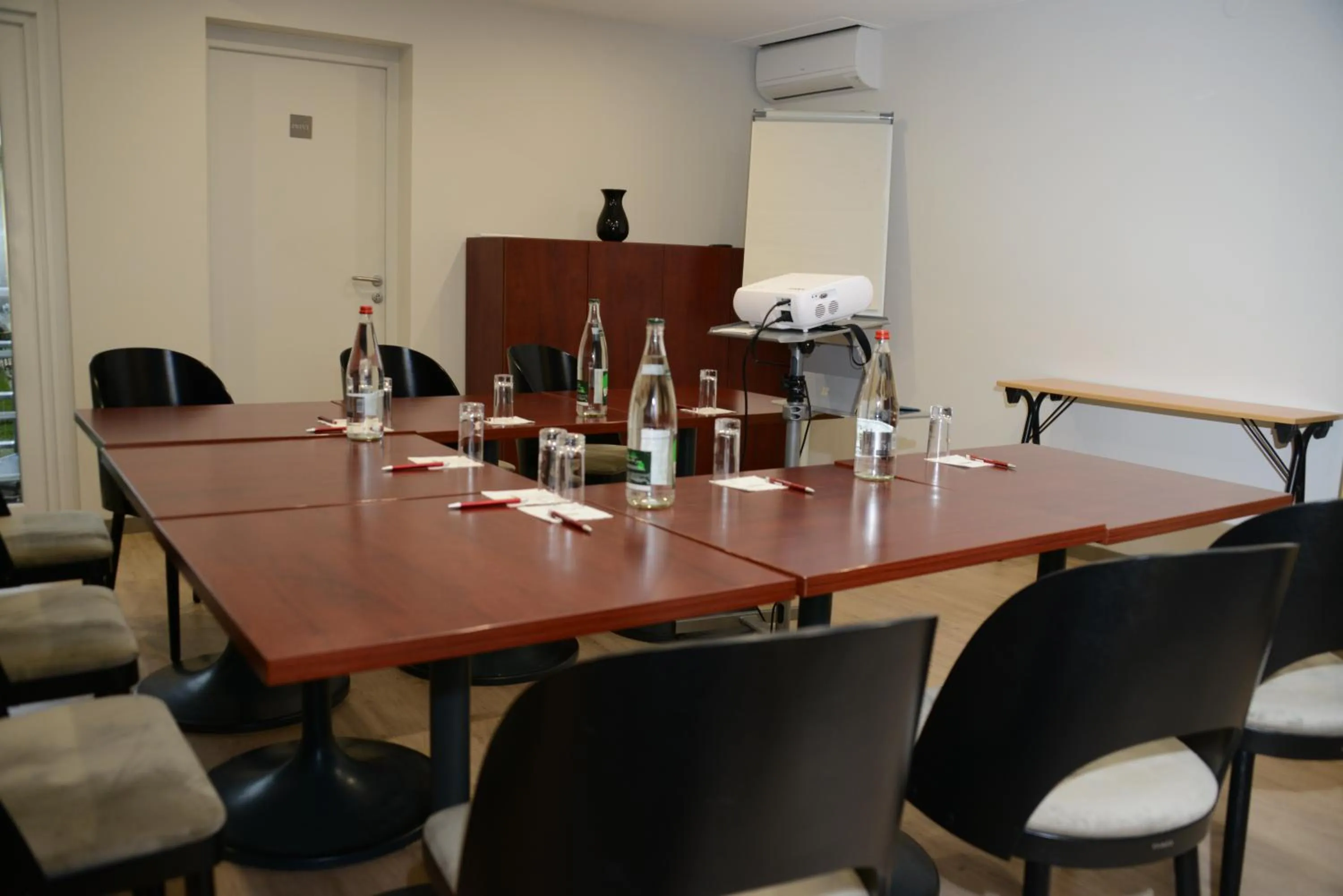 Meeting/conference room in The Originals City, Hôtel Hélios, Roanne Nord