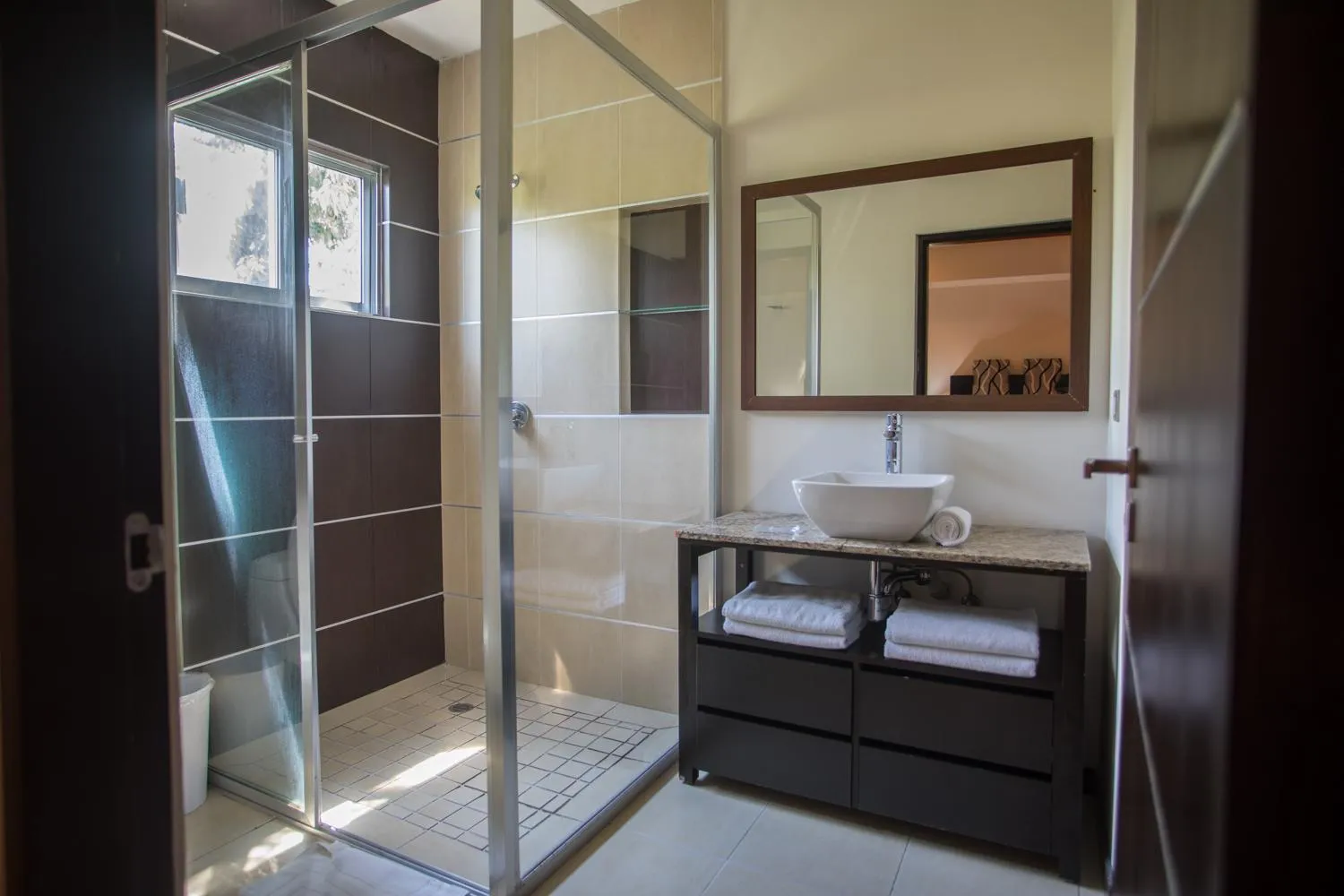 Bathroom in San Pedro Hotel, 5ta Avenida