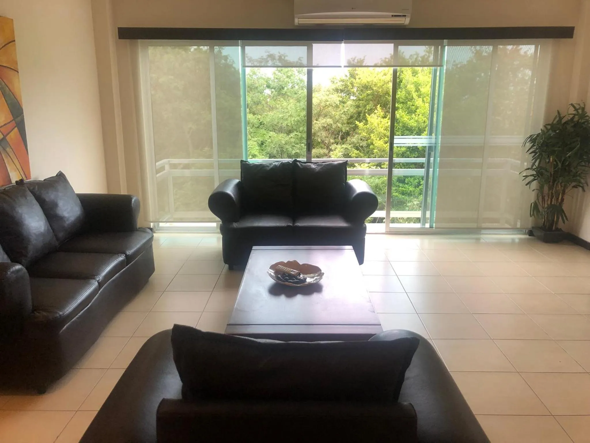 Living room in San Pedro Hotel, 5ta Avenida