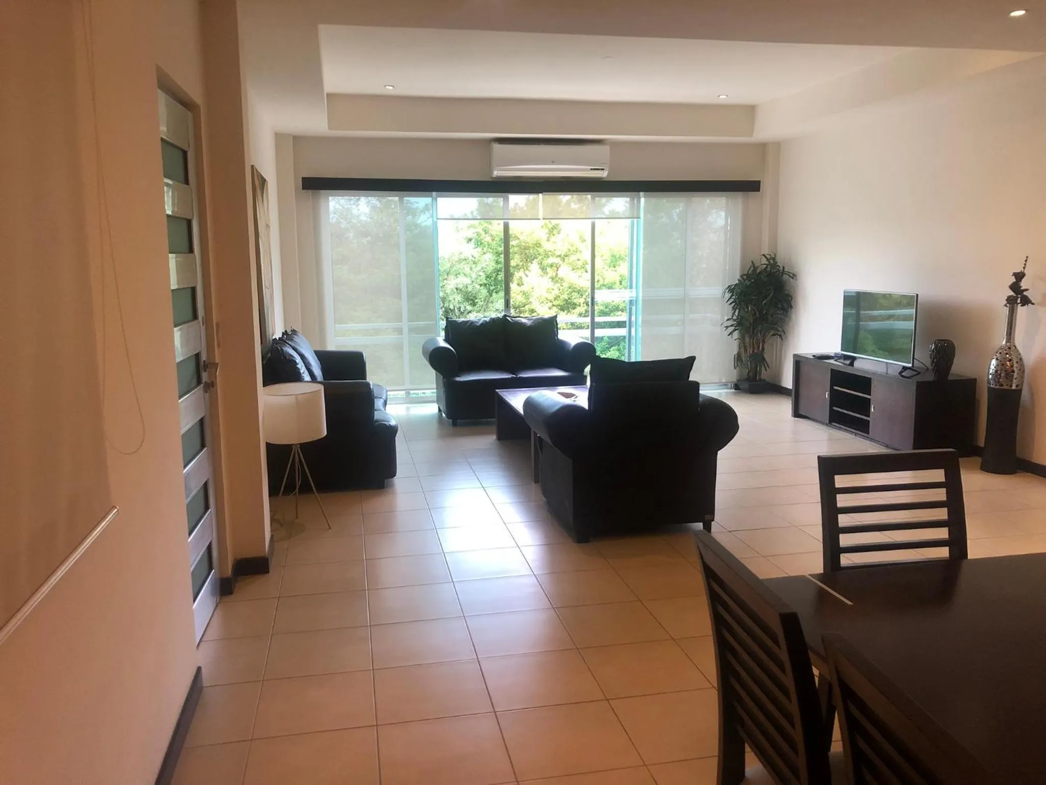 Living room in San Pedro Hotel, 5ta Avenida