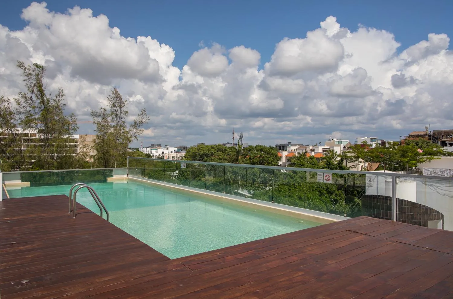 Swimming pool in San Pedro Hotel, 5ta Avenida