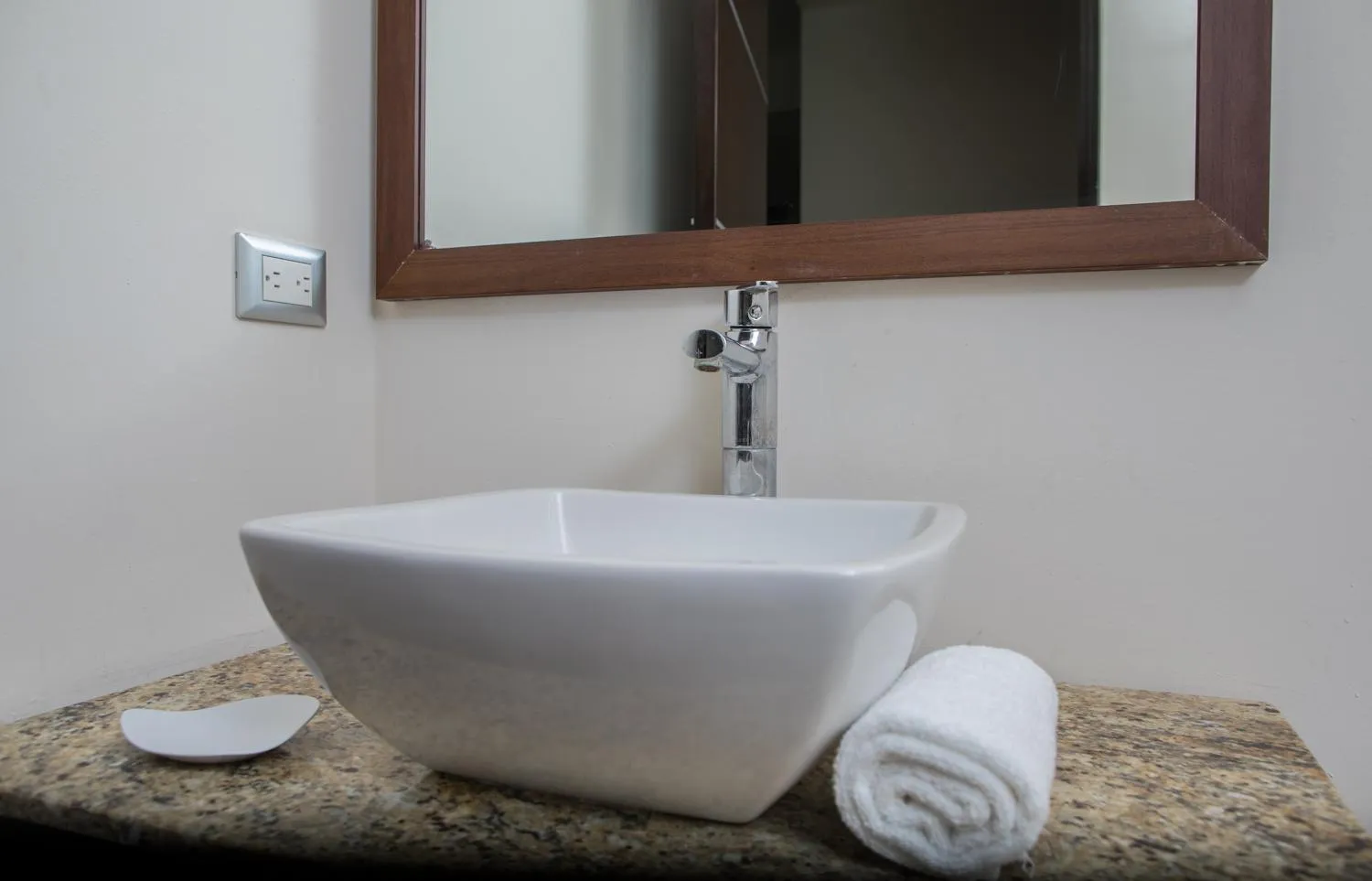 Bathroom in San Pedro Hotel, 5ta Avenida