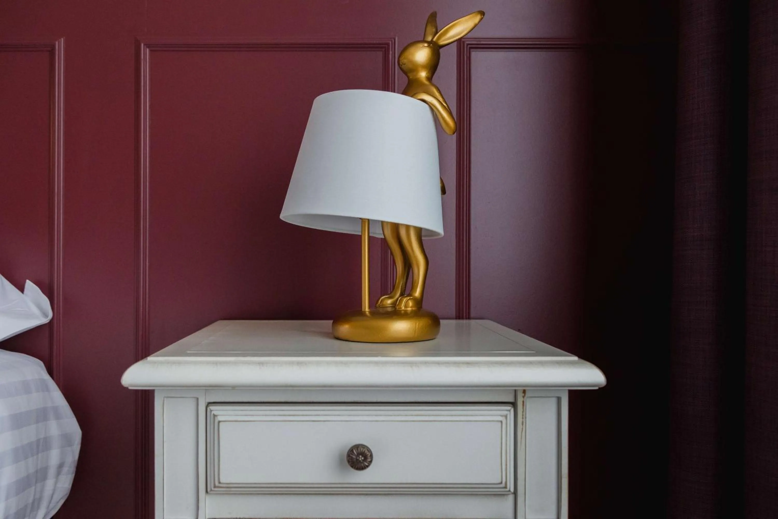 Bedroom in Best Western Hôtel De France