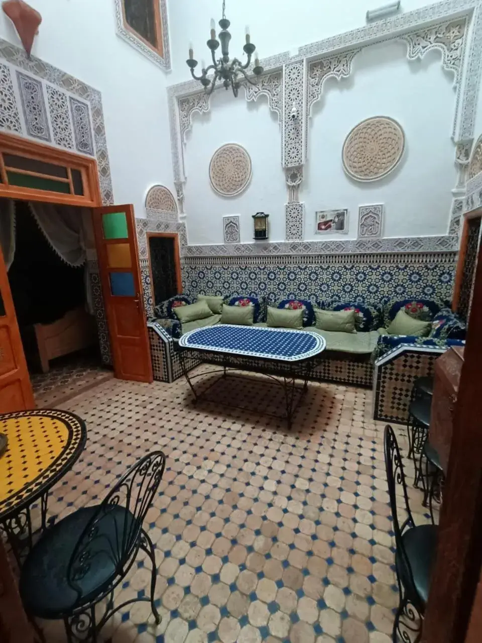 Family Room with Private Bathroom in Riad lala Drissia Family Room with Private Bathroom in Riad lala Drissia