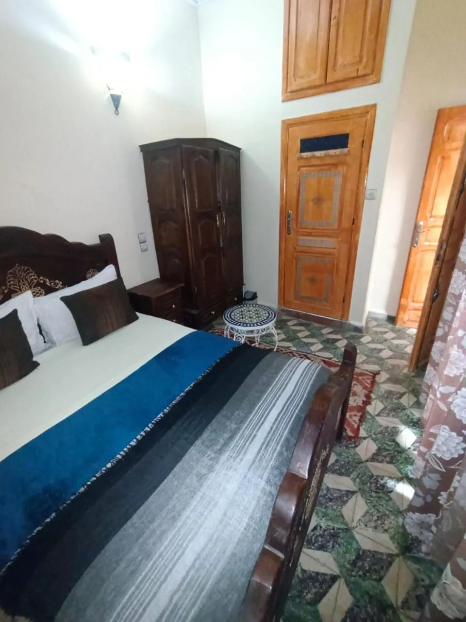 Photo of the whole room, Bed in Riad lala Drissia