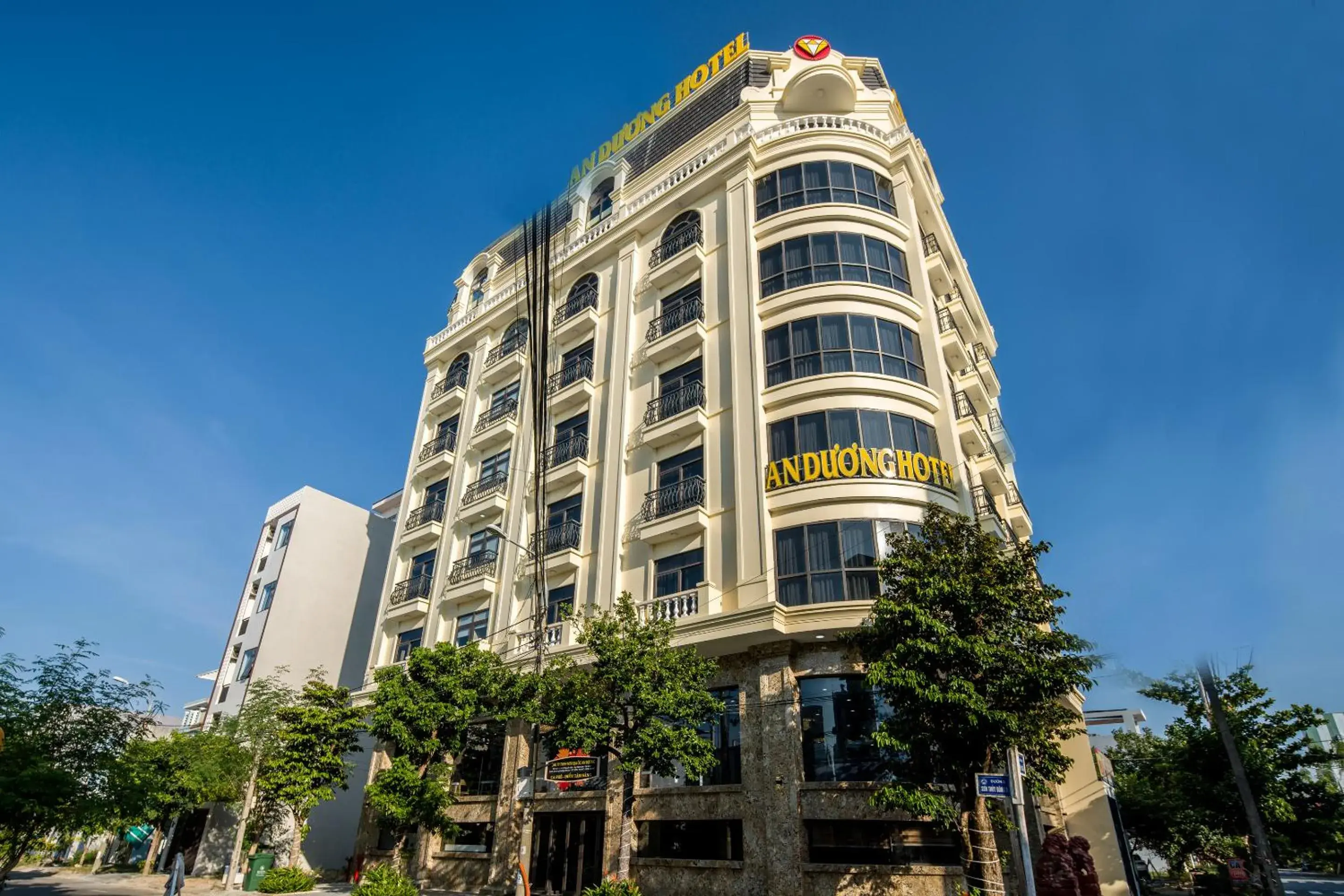 An Dương Hotel & Apartment An Dương Hotel & Apartment