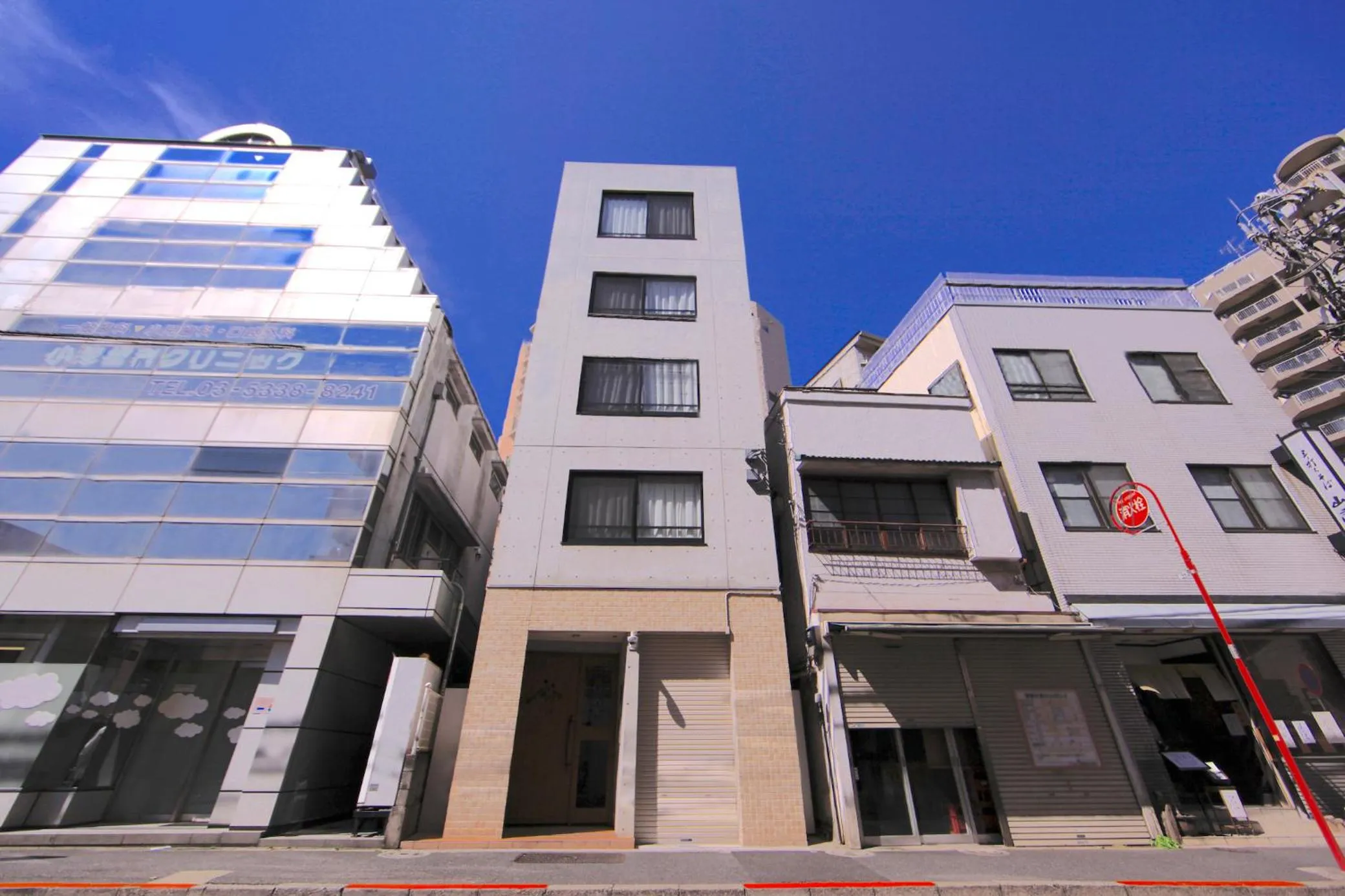 Property building in Laffitte Tokyo