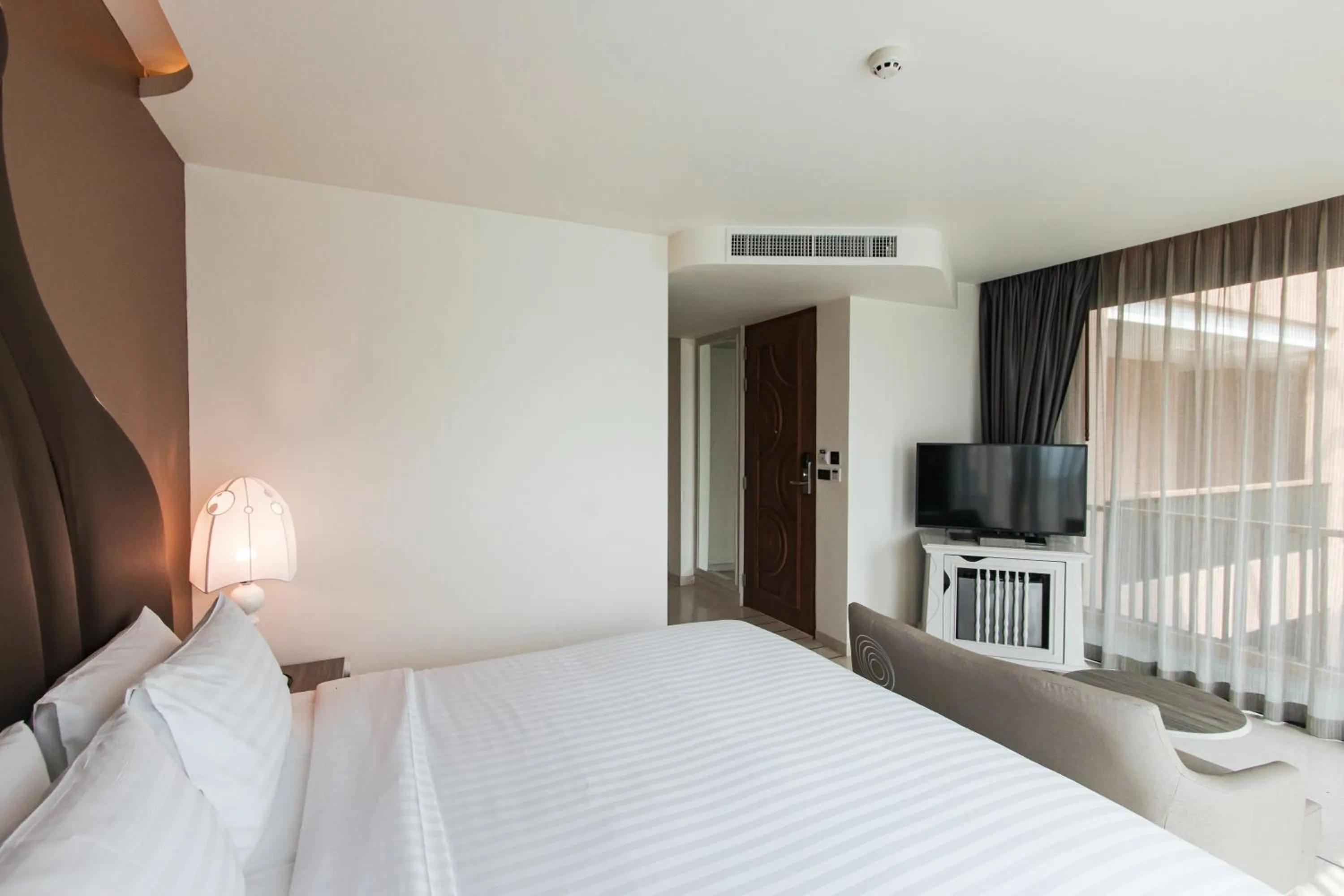 Bed in Rachabhura Hotel