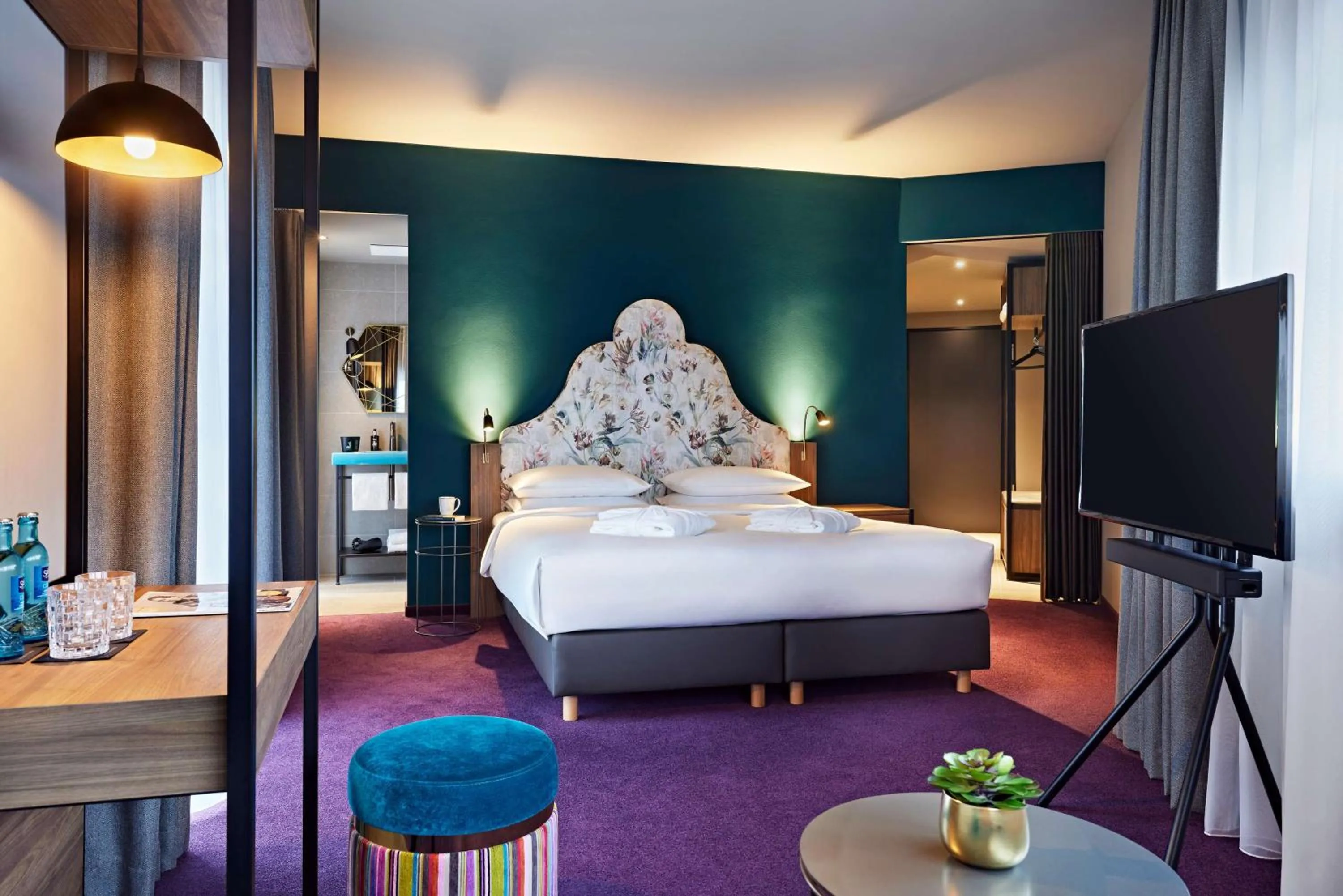 Bedroom, Bed in Me and All Hotel Dusseldorf Oberkassel, by Hyatt