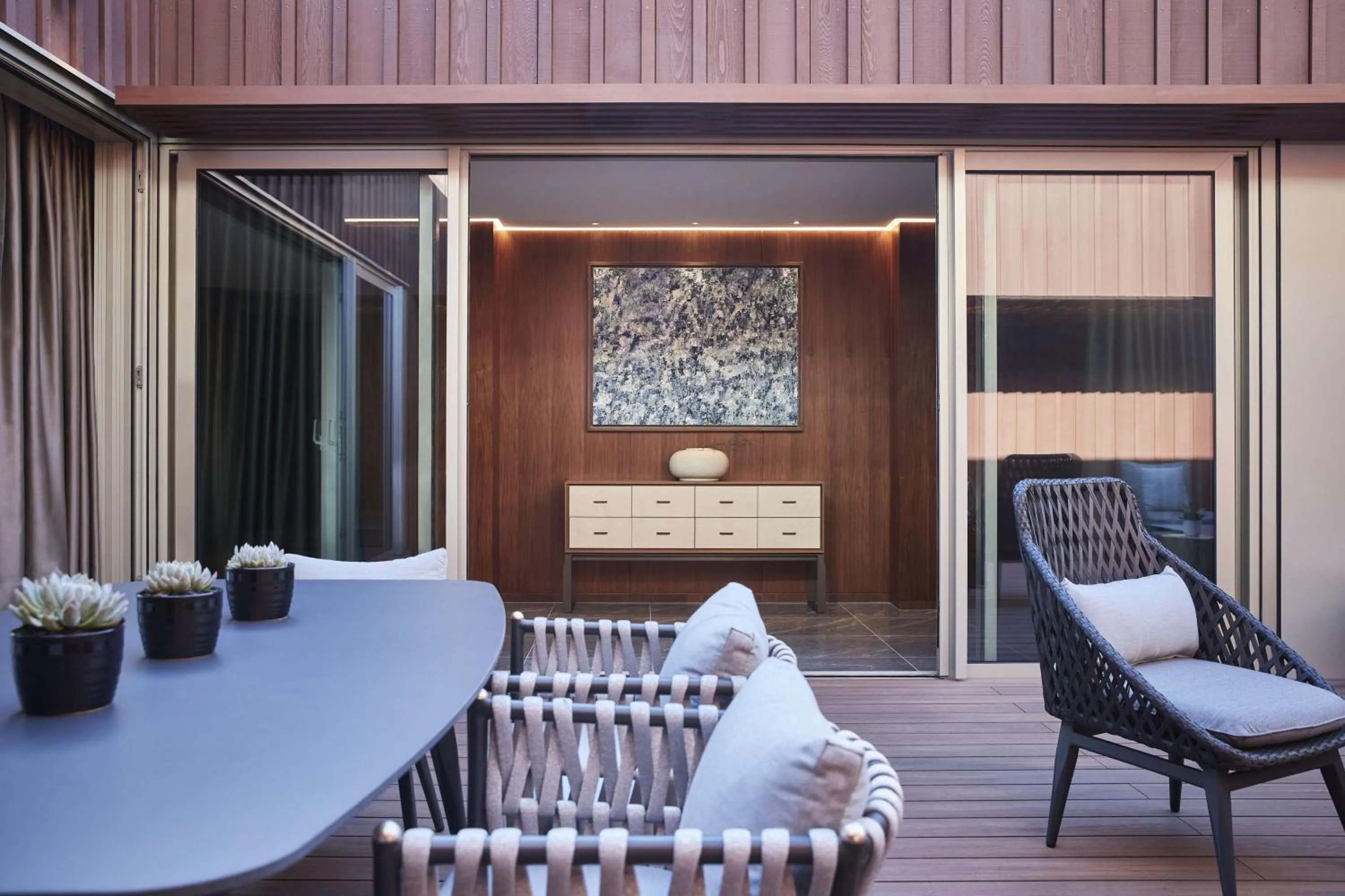 Photo of the whole room in Park Hyatt Auckland