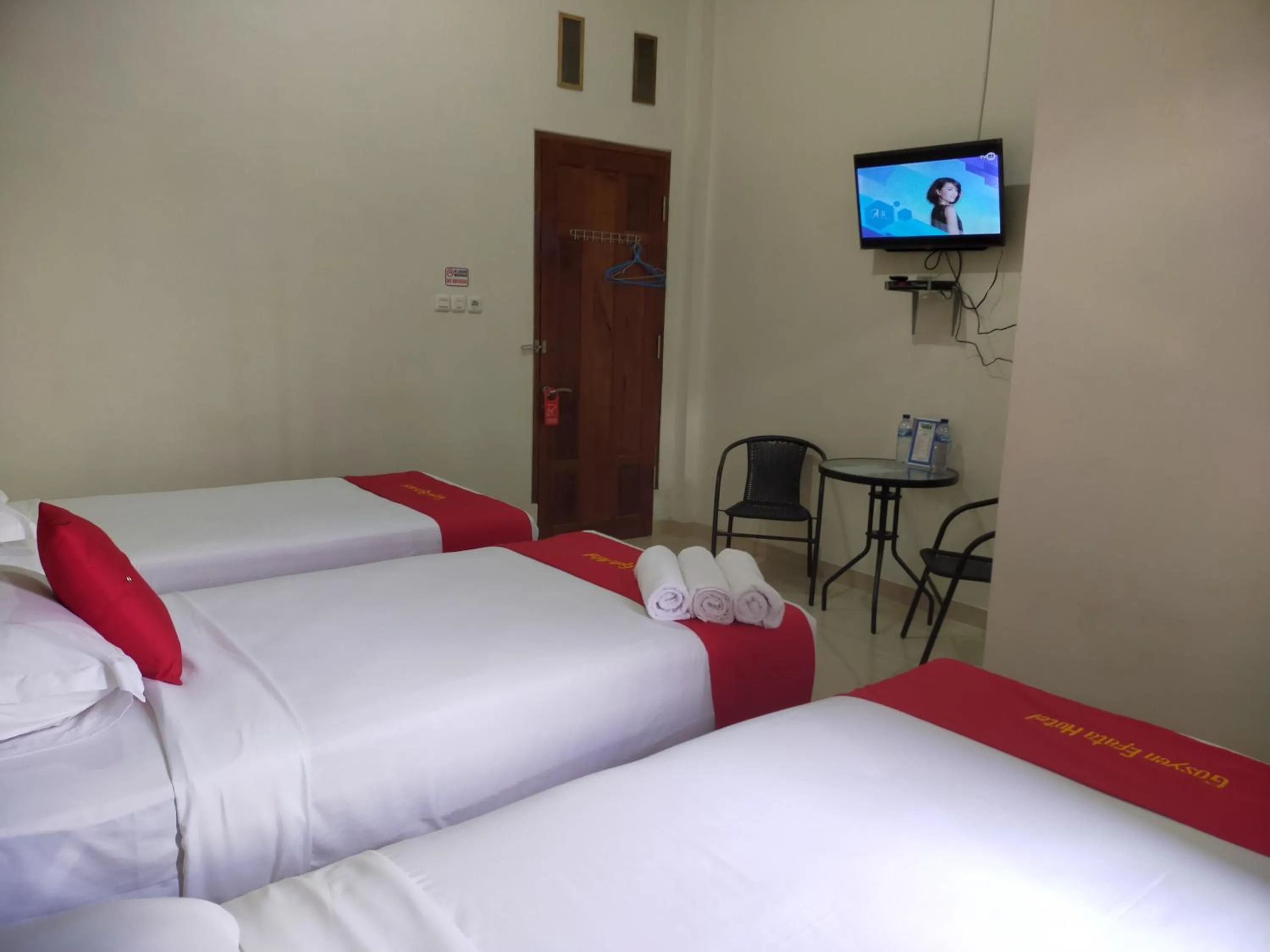 Bed in Gosyen Efata Toraja Hotel