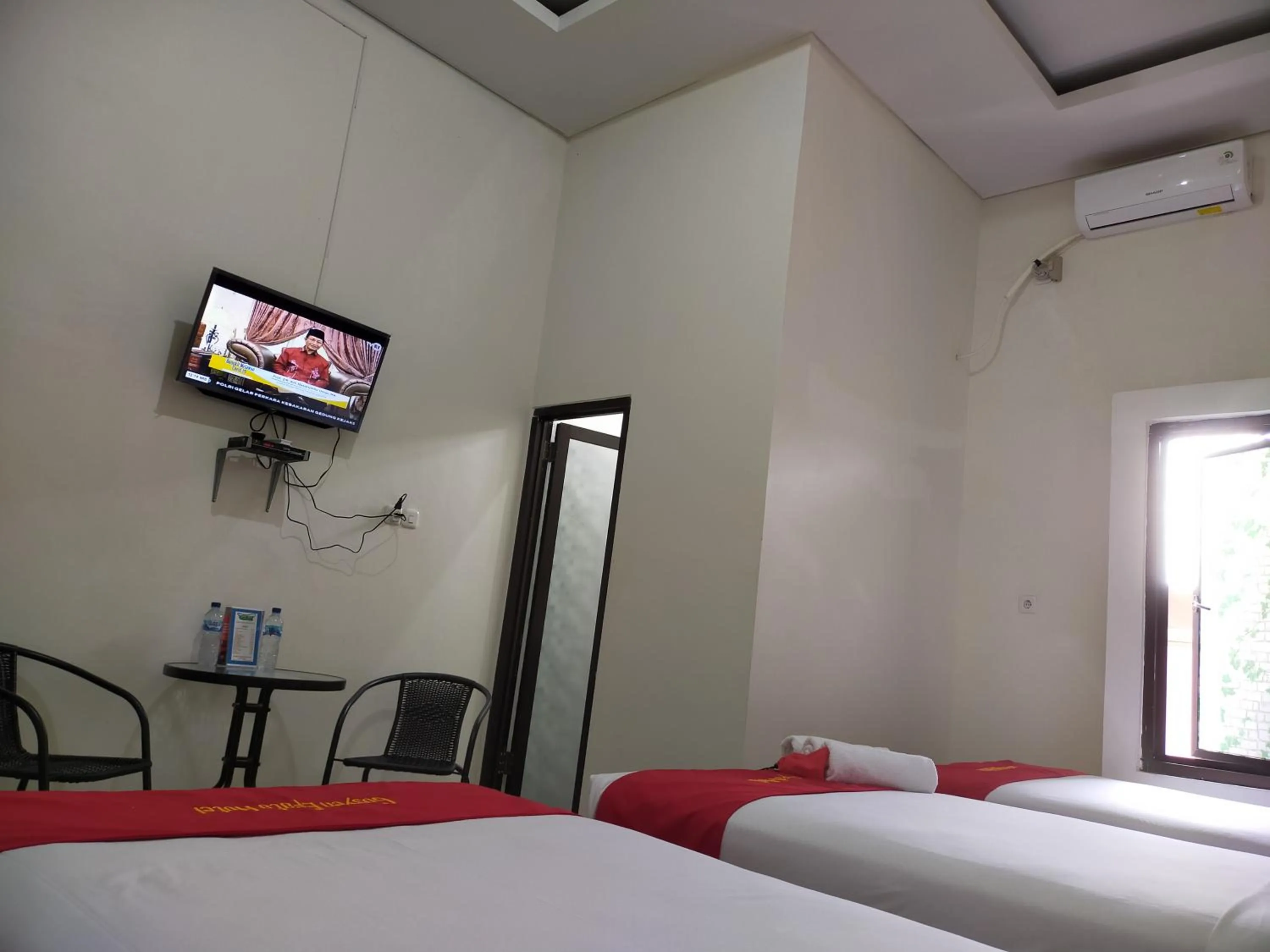 Bed in Gosyen Efata Toraja Hotel