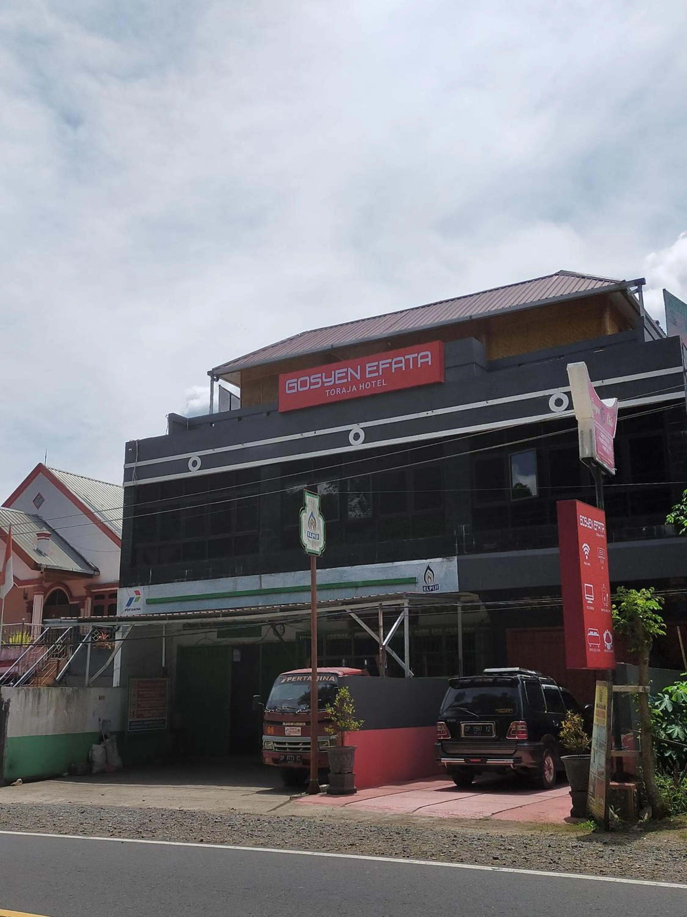 Gosyen Efata Toraja Hotel