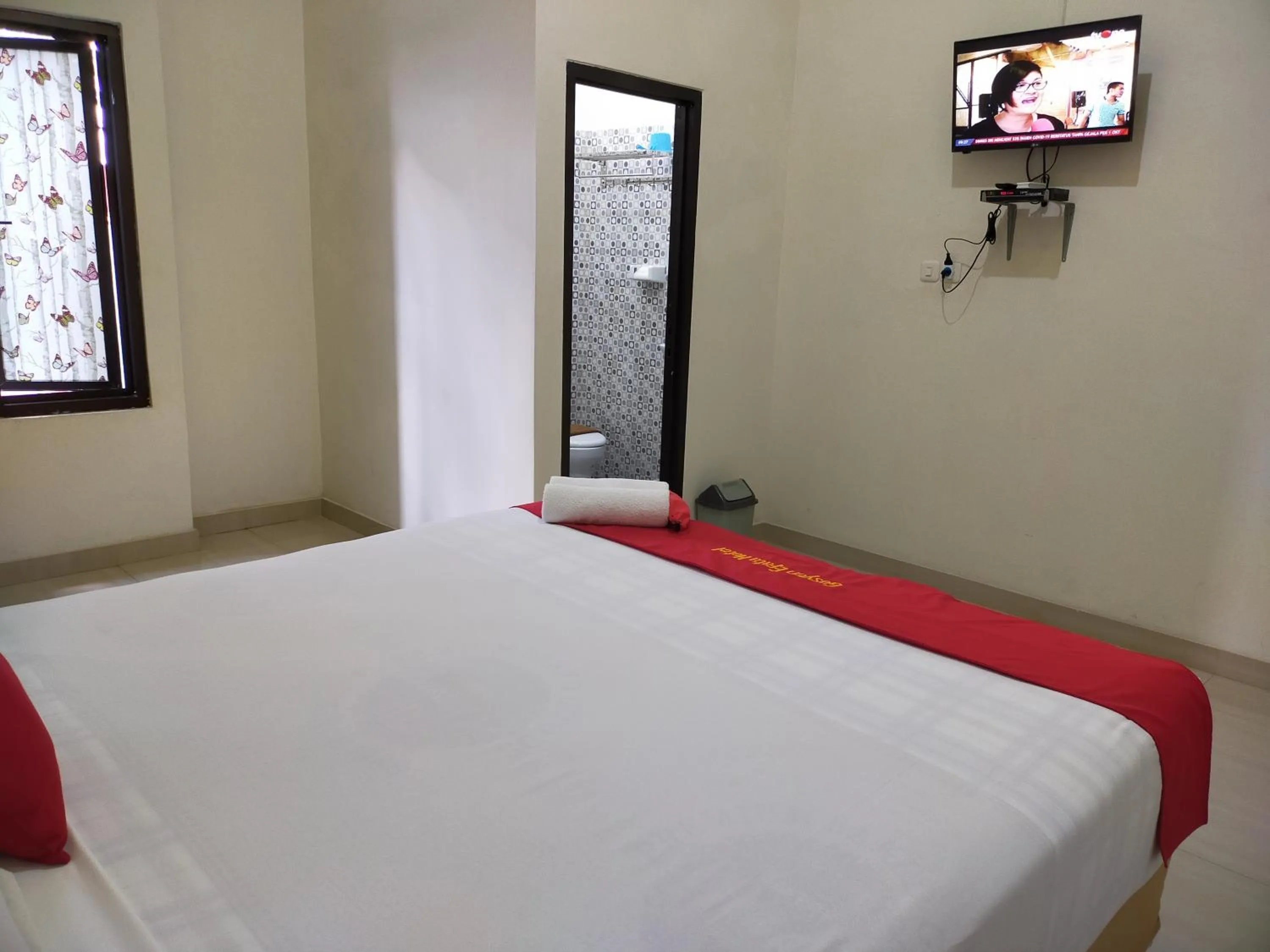 Bed in Gosyen Efata Toraja Hotel