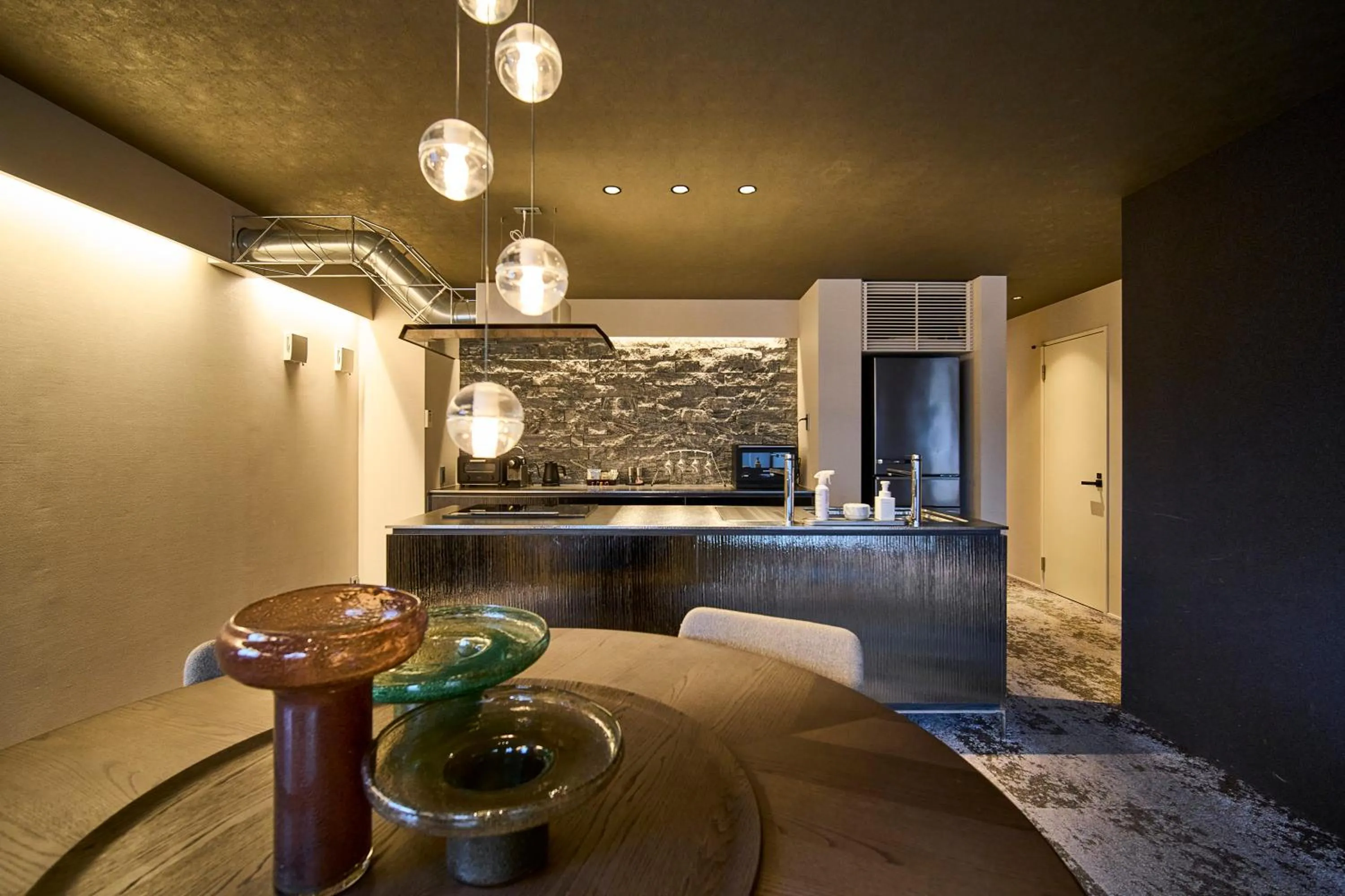 Kitchen or kitchenette in HOTEL MASTAY jingumichi